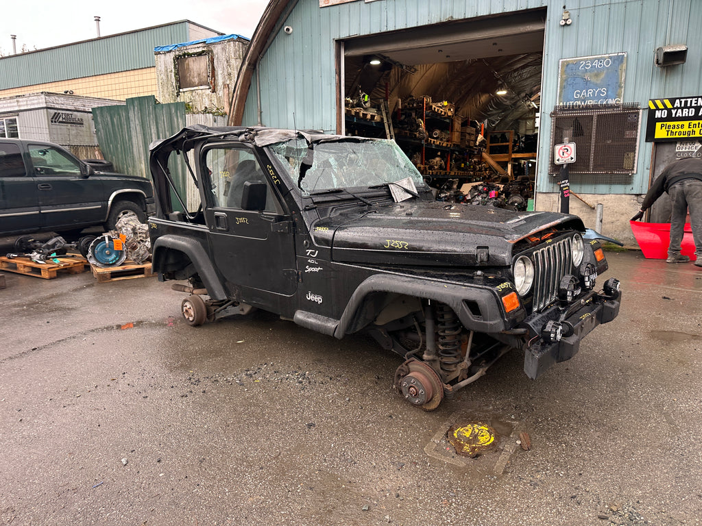 1999 Jeep Wrangler TJ Sport 4.0 – J2552