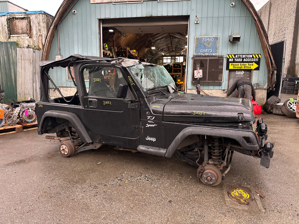 1999 Jeep Wrangler TJ Sport 4.0 – J2552