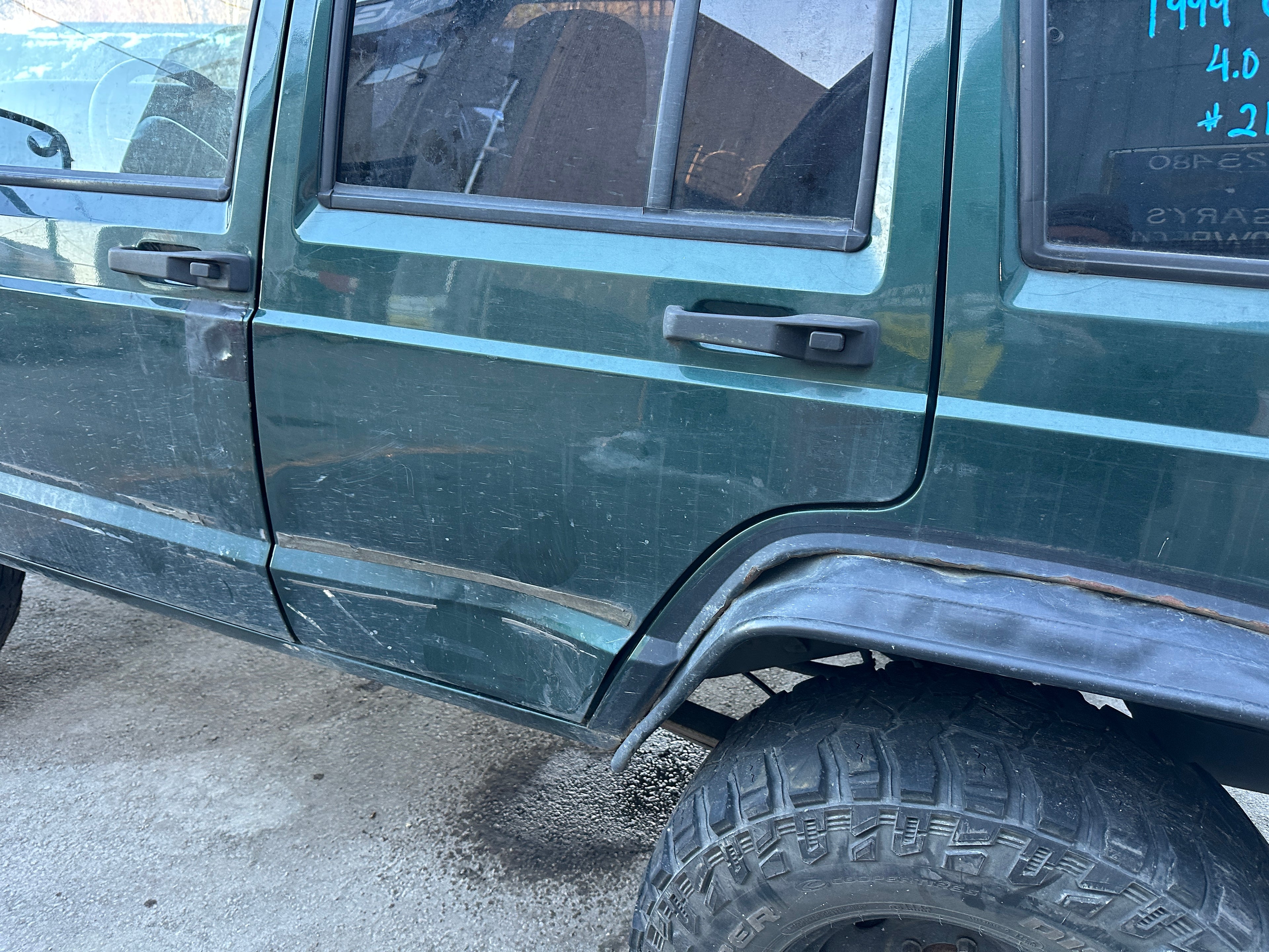 1999 Jeep Cherokee XJ 4.0 – J2506