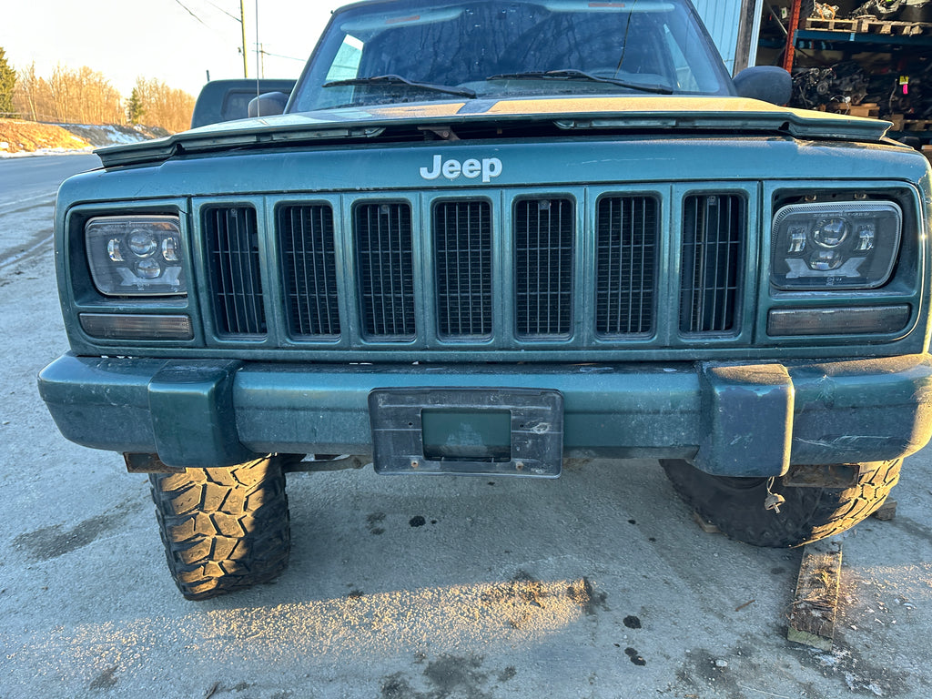 1999 Jeep Cherokee XJ 4.0 – J2506