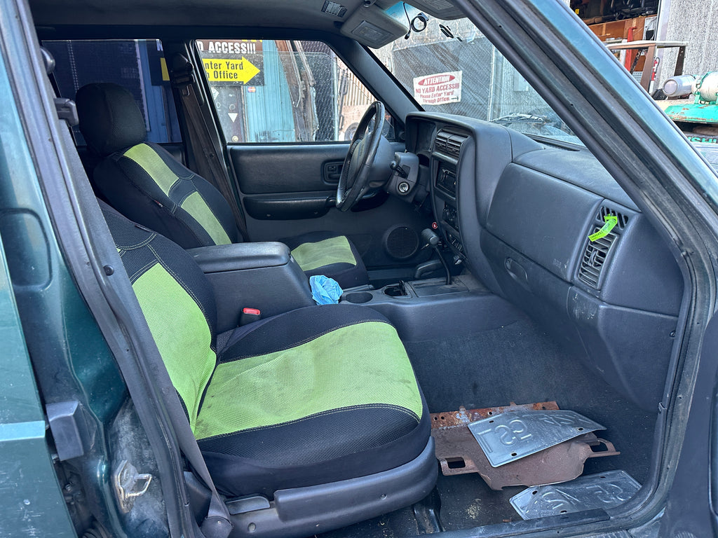 1999 Jeep Cherokee XJ 4.0 – J2506