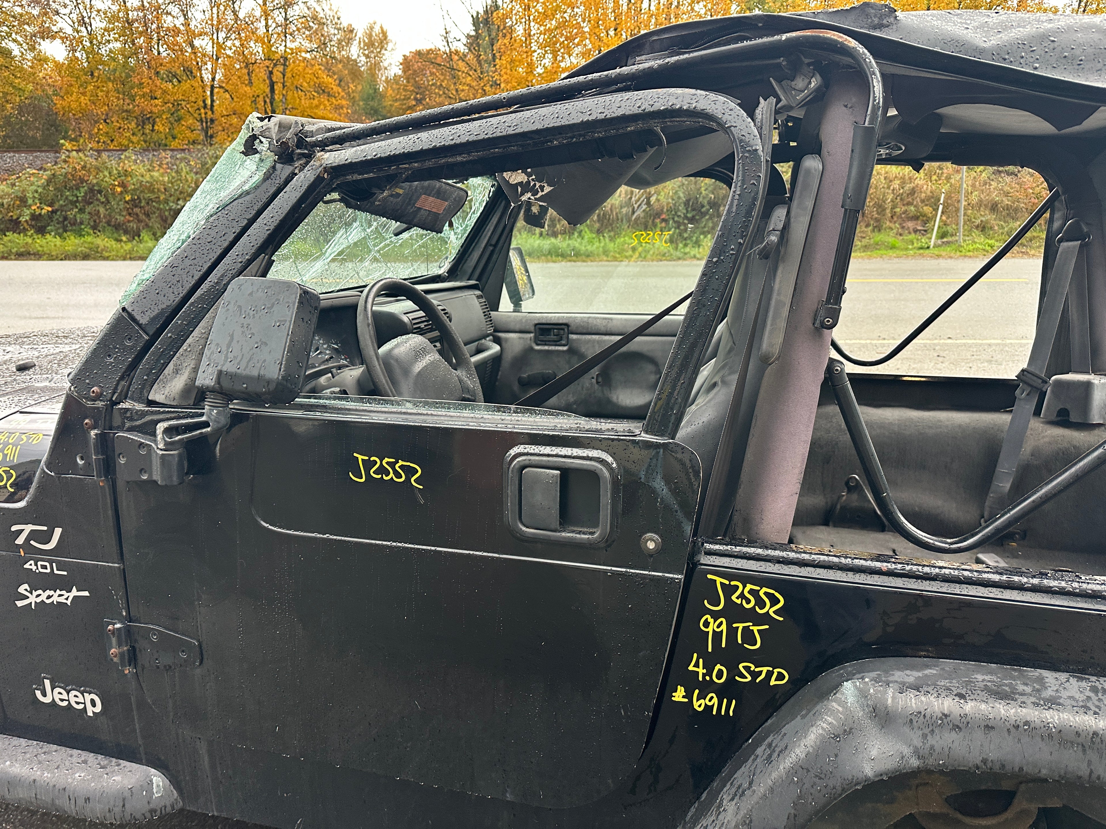 1999 Jeep Wrangler TJ Sport 4.0 – J2552