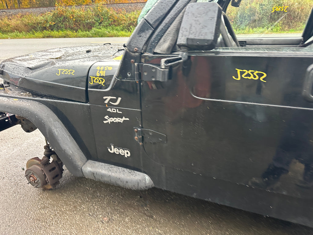 1999 Jeep Wrangler TJ Sport 4.0 – J2552