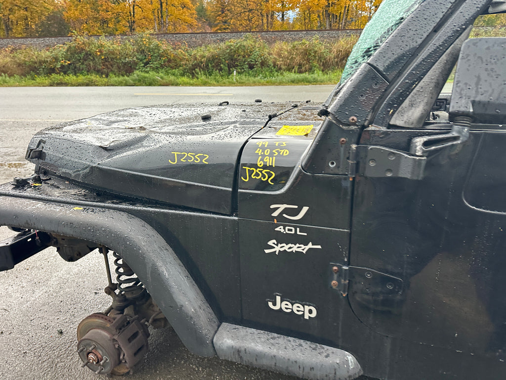 1999 Jeep Wrangler TJ Sport 4.0 – J2552