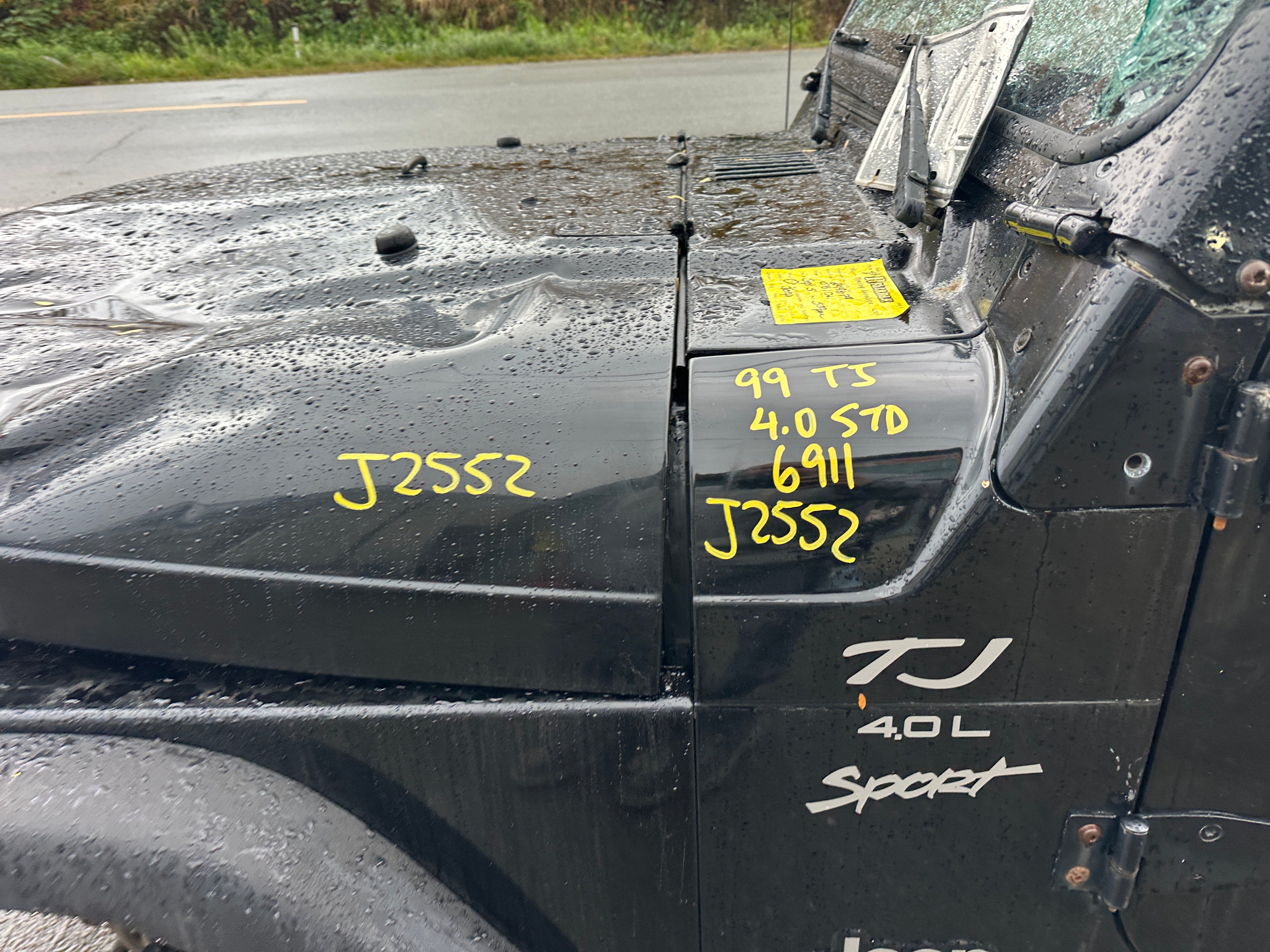 1999 Jeep Wrangler TJ Sport 4.0 – J2552