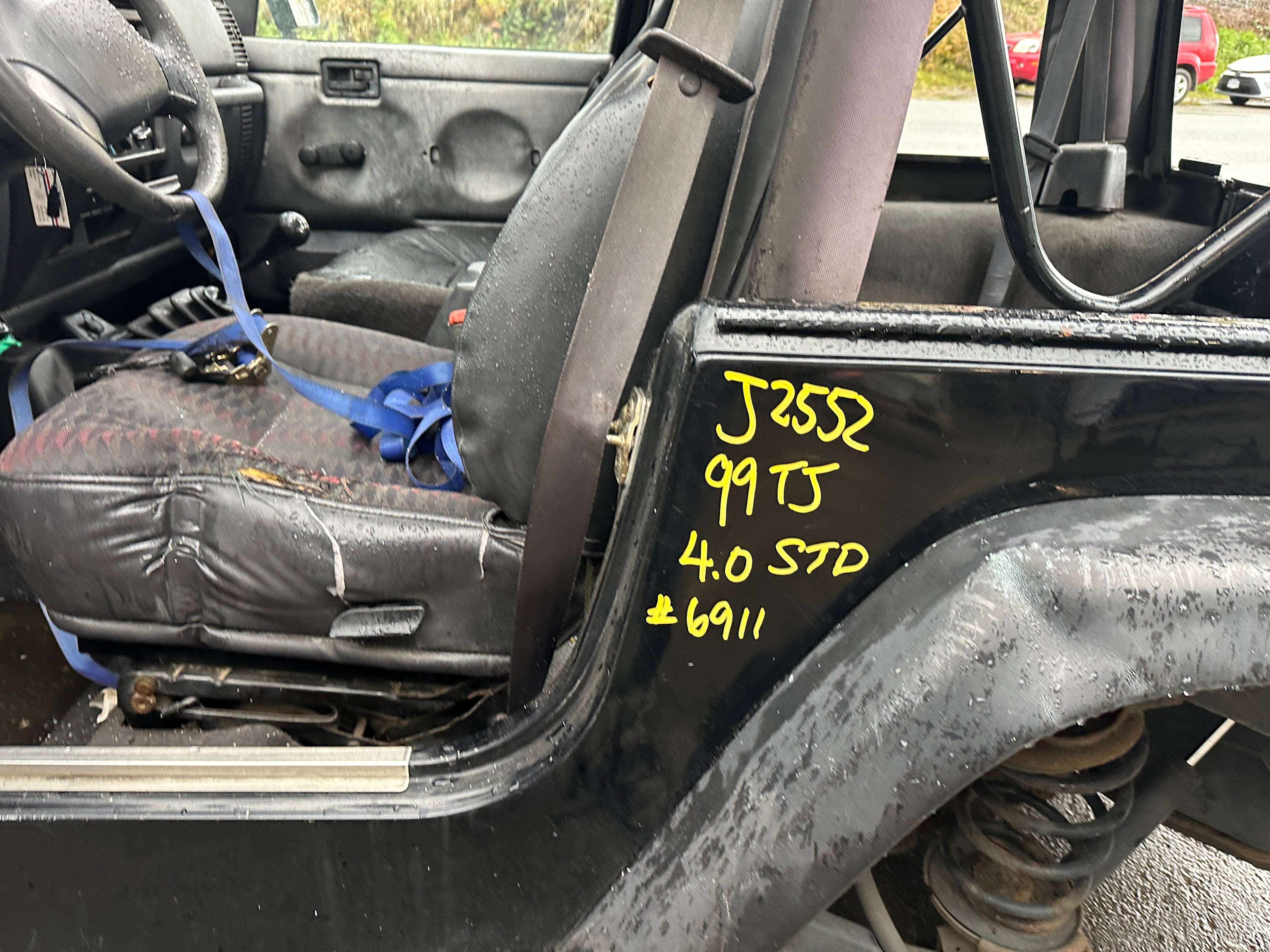 1999 Jeep Wrangler TJ Sport 4.0 – J2552