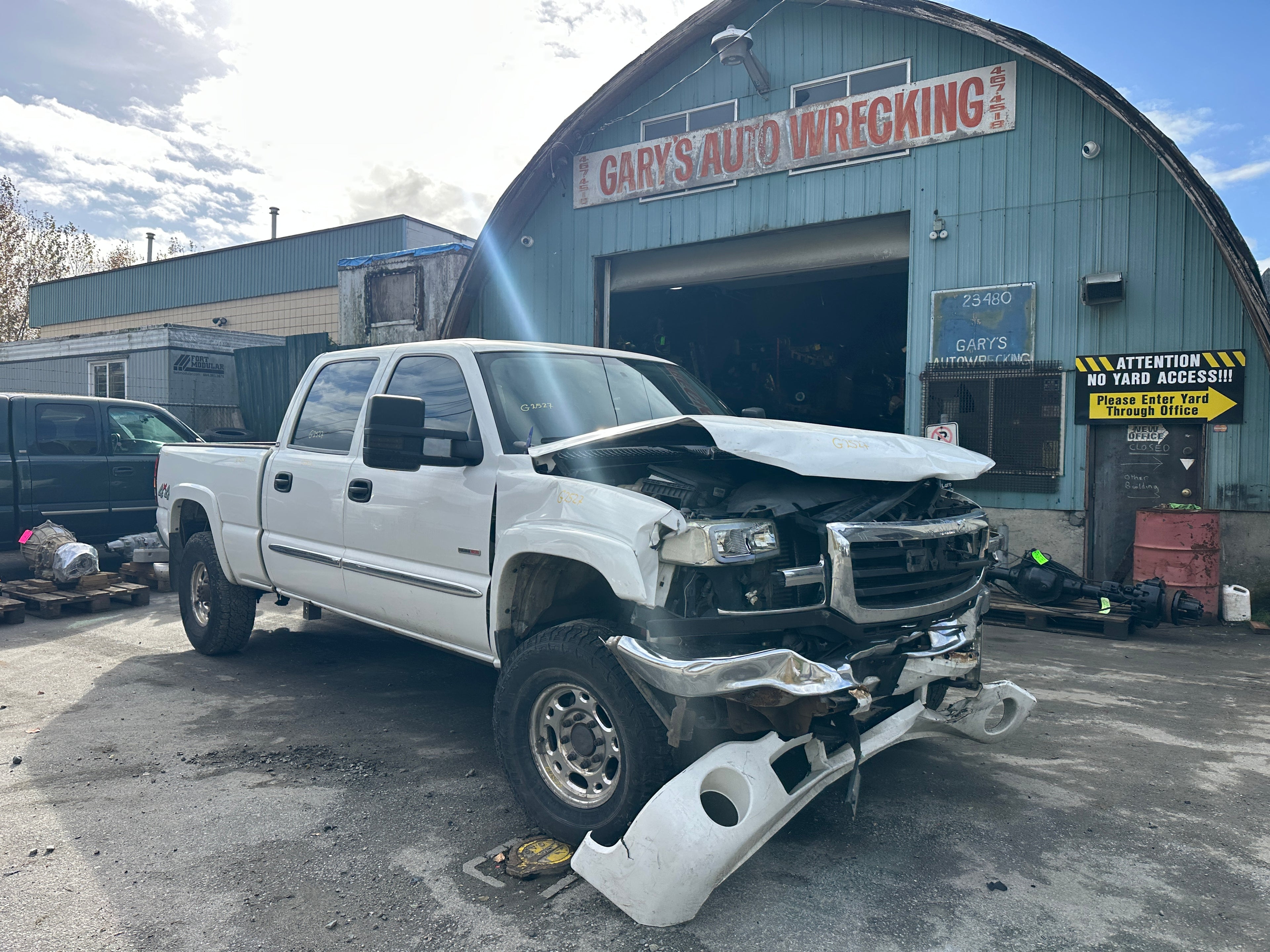 2004 GMC Sierra K2500HD 6.6 LLY Duramax – G2527