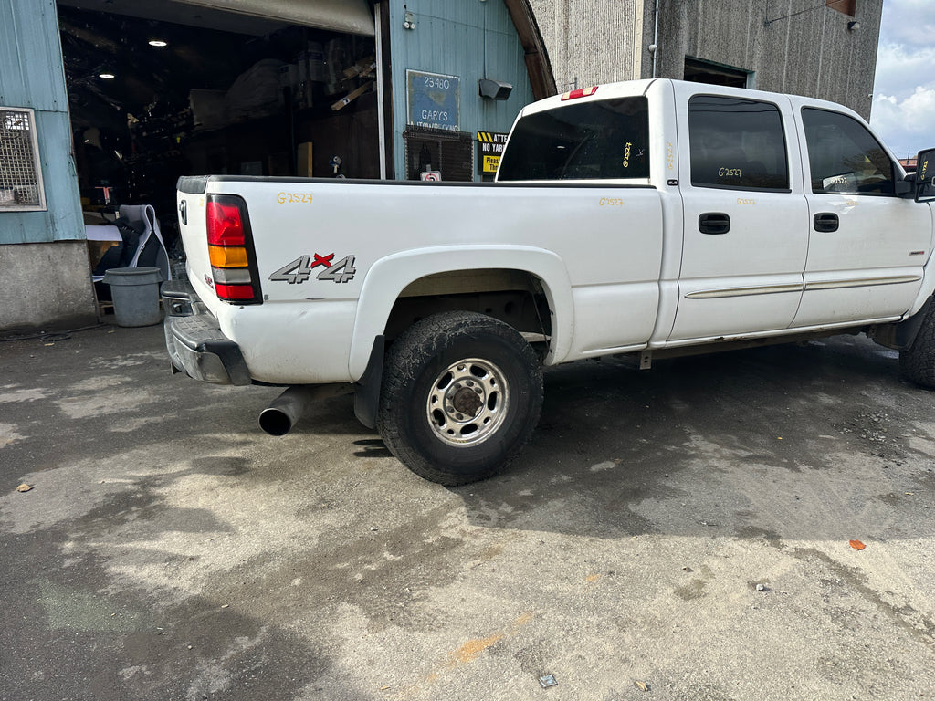 2004 GMC Sierra K2500HD 6.6 LLY Duramax – G2527