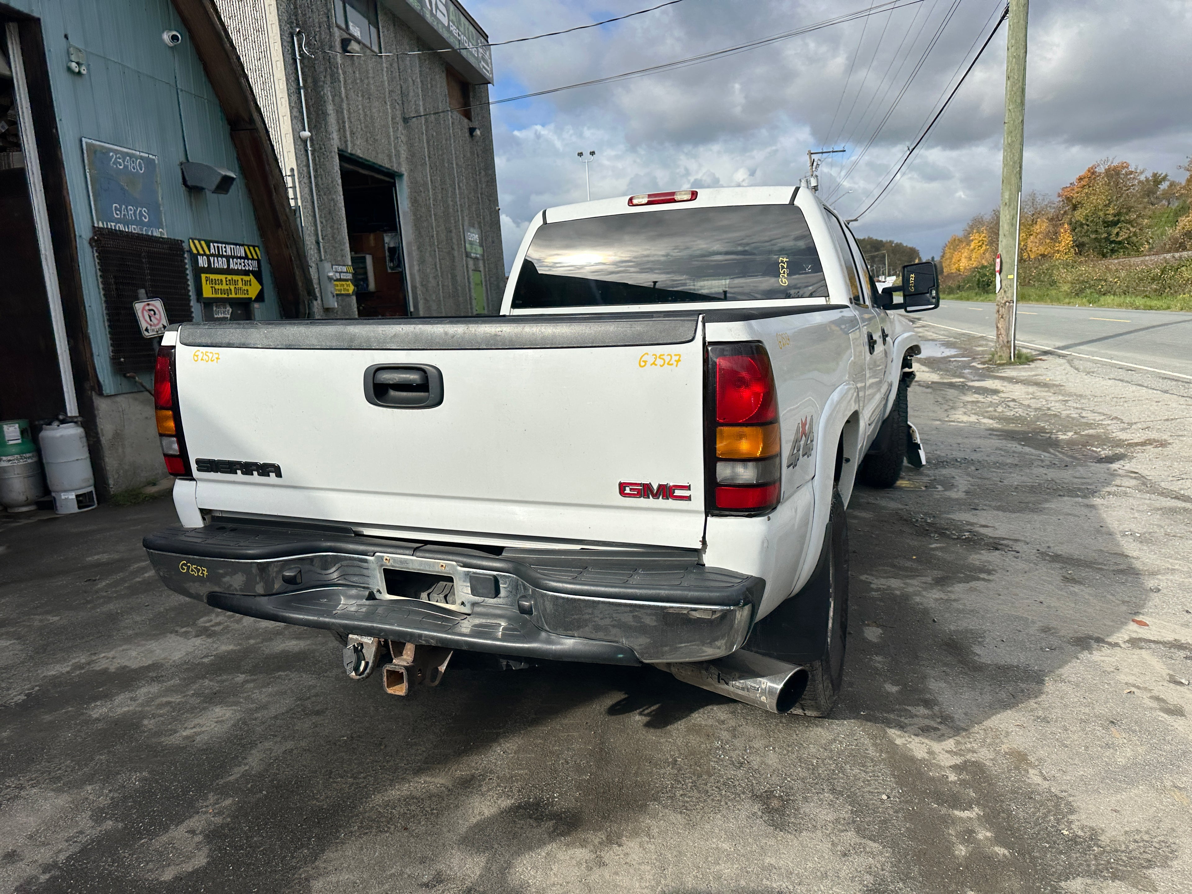 2004 GMC Sierra K2500HD 6.6 LLY Duramax – G2527