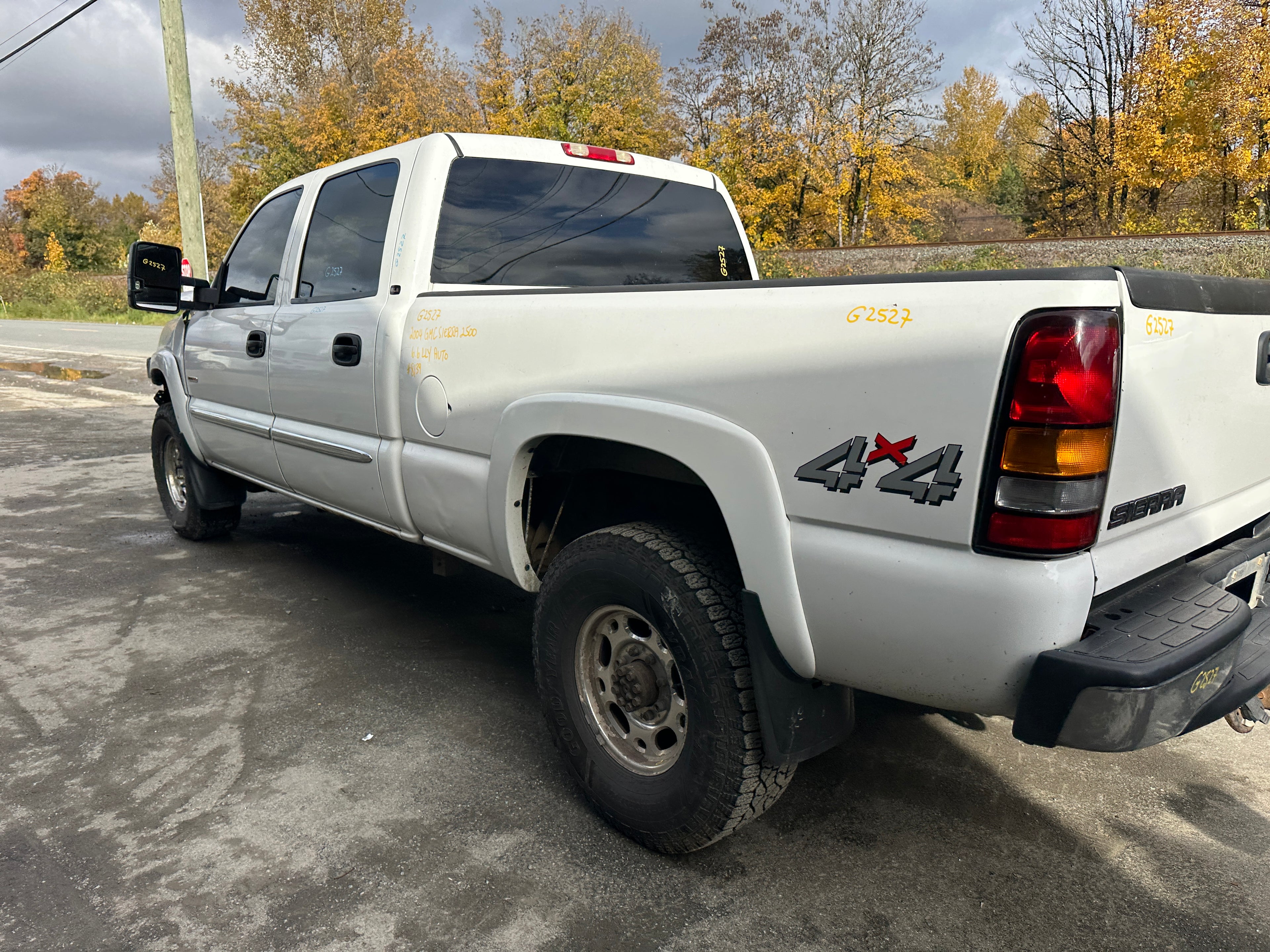 2004 GMC Sierra K2500HD 6.6 LLY Duramax – G2527