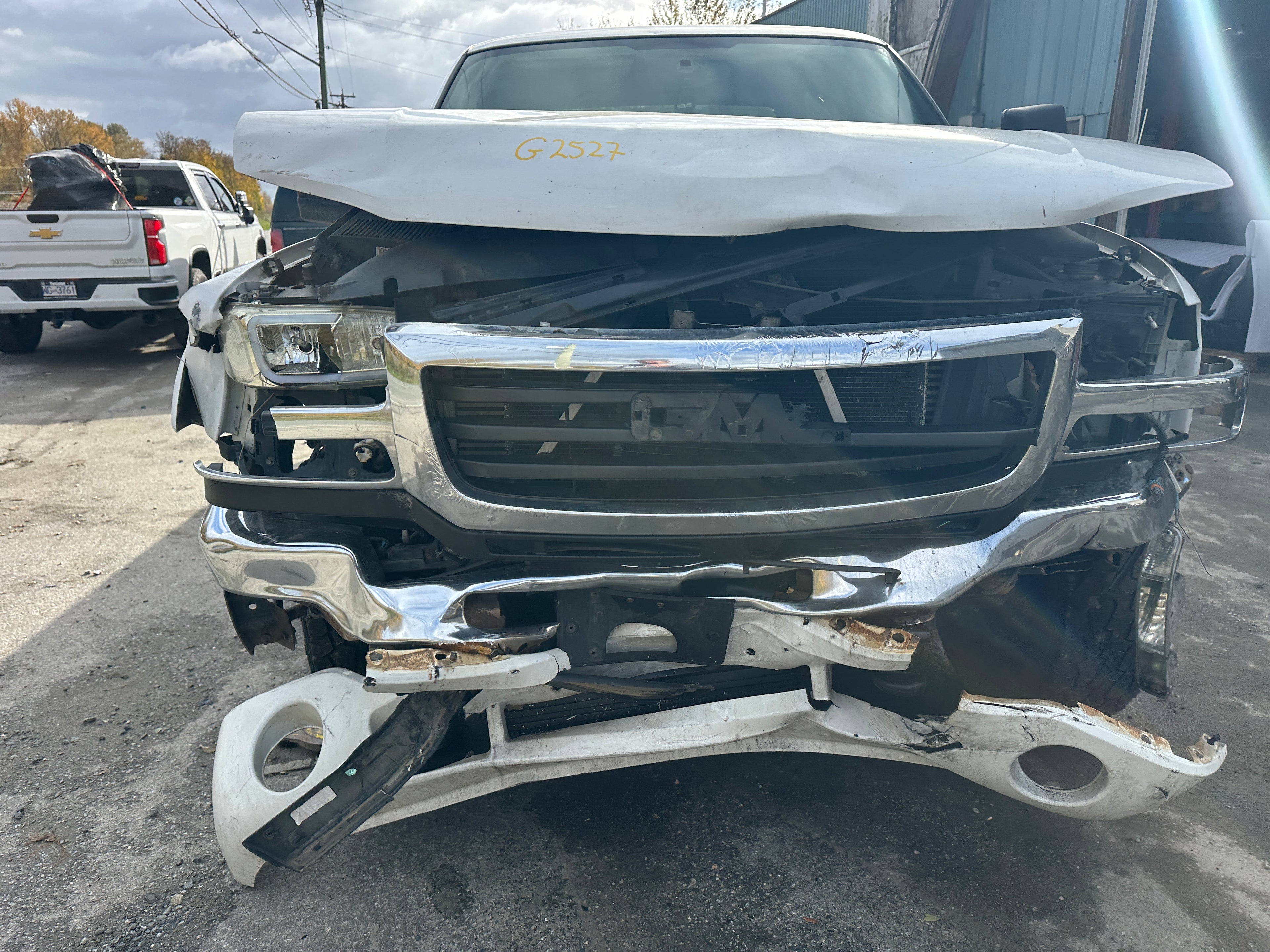 2004 GMC Sierra K2500HD 6.6 LLY Duramax – G2527