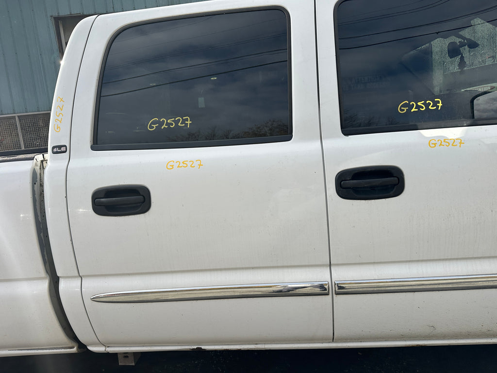 2004 GMC Sierra K2500HD 6.6 LLY Duramax – G2527