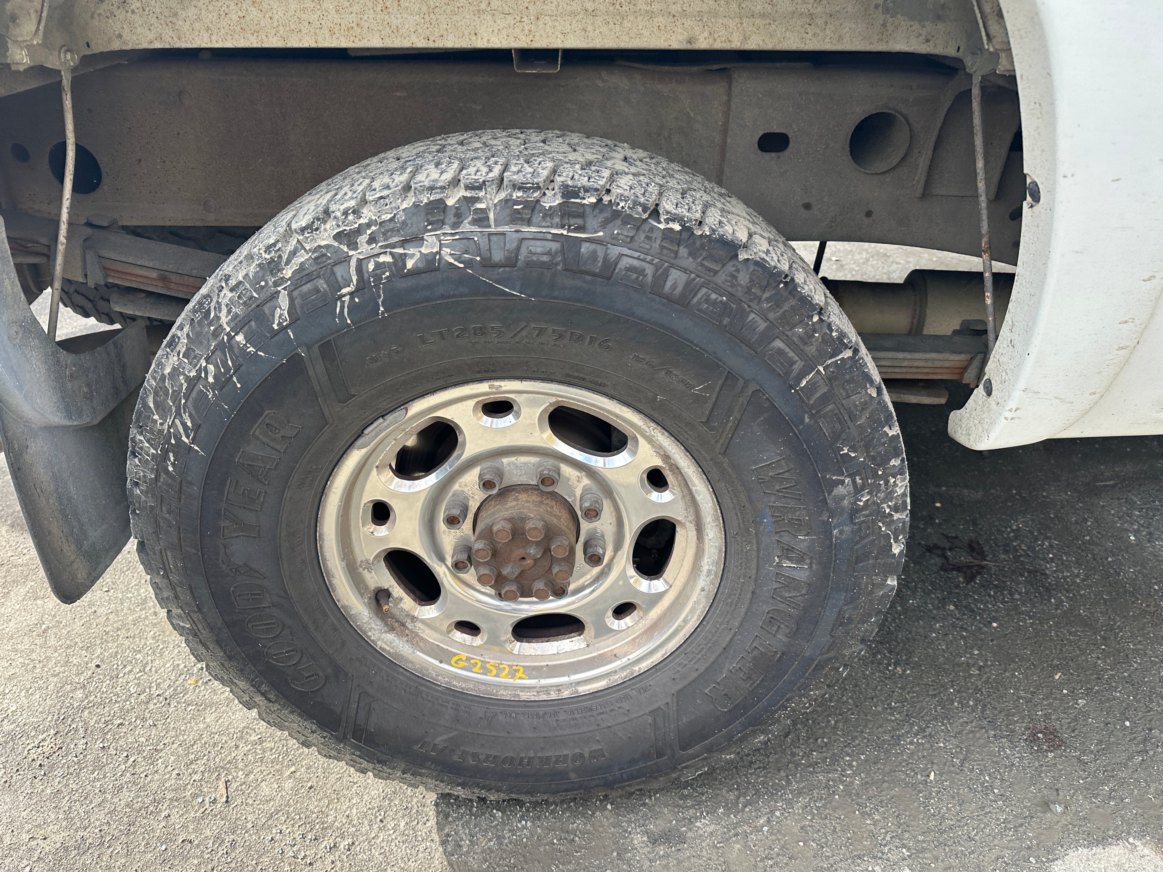 2004 GMC Sierra K2500HD 6.6 LLY Duramax – G2527