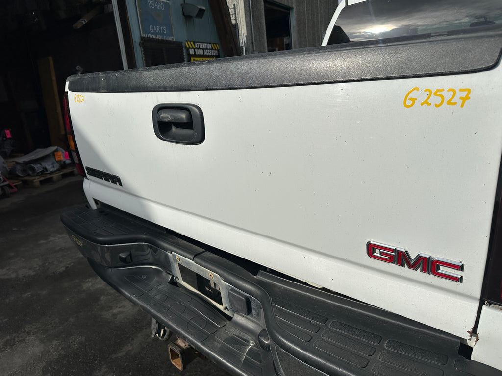 2004 GMC Sierra K2500HD 6.6 LLY Duramax – G2527