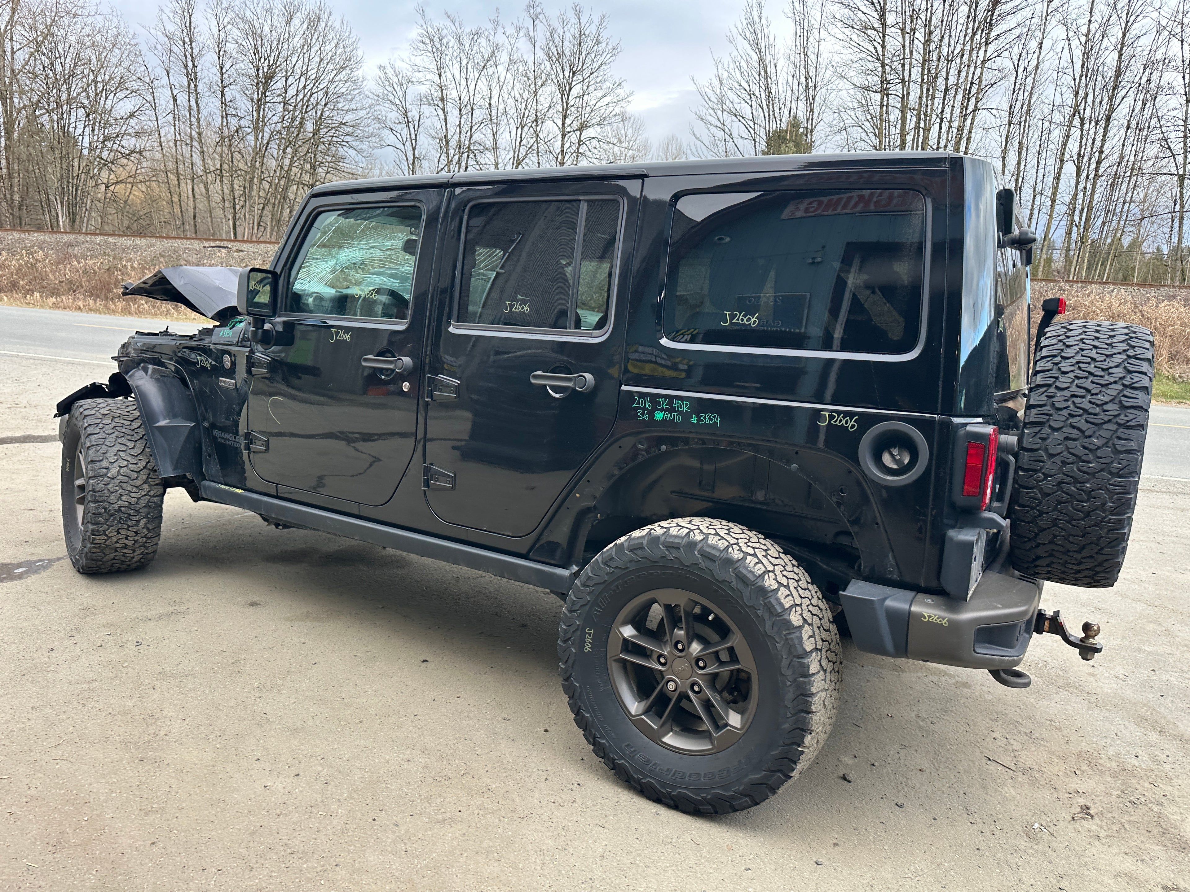 2016 Jeep Wrangler JK Unlimited Sahara 3.6 – J2606