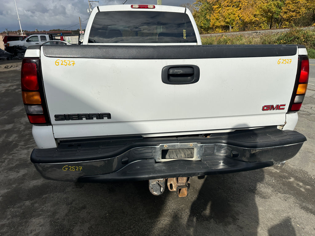 2004 GMC Sierra K2500HD 6.6 LLY Duramax – G2527