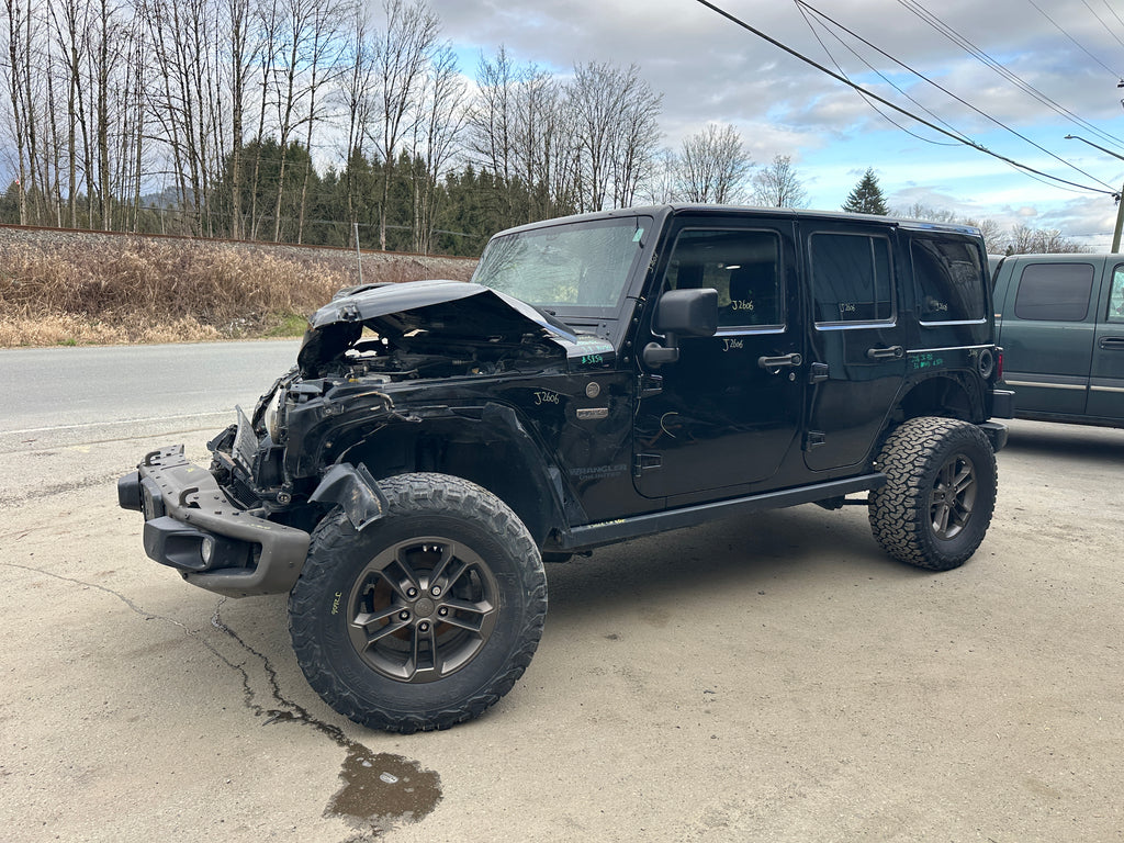 2016 Jeep Wrangler JK Unlimited Sahara 3.6 – J2606