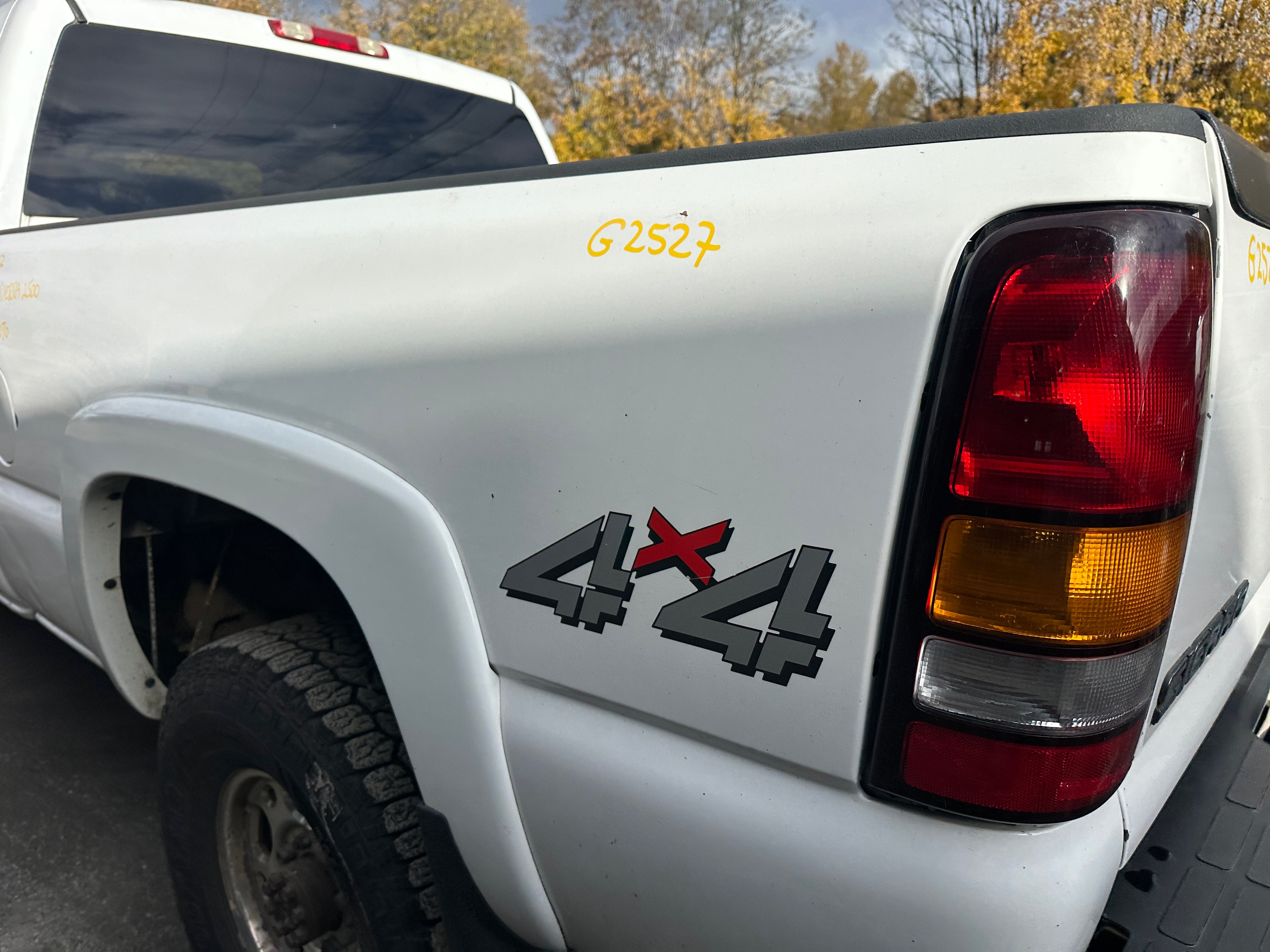 2004 GMC Sierra K2500HD 6.6 LLY Duramax – G2527