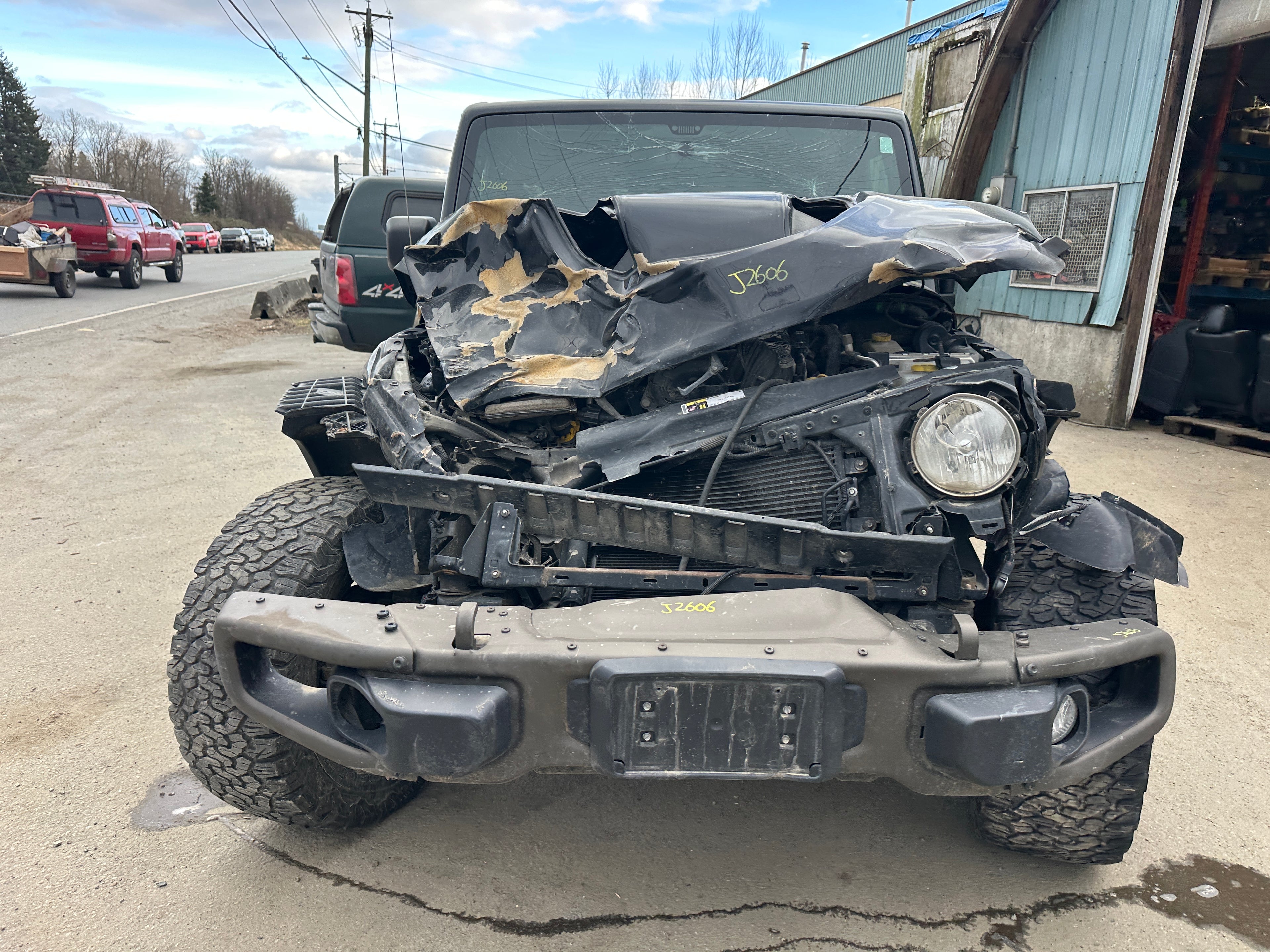 2016 Jeep Wrangler JK Unlimited Sahara 3.6 – J2606
