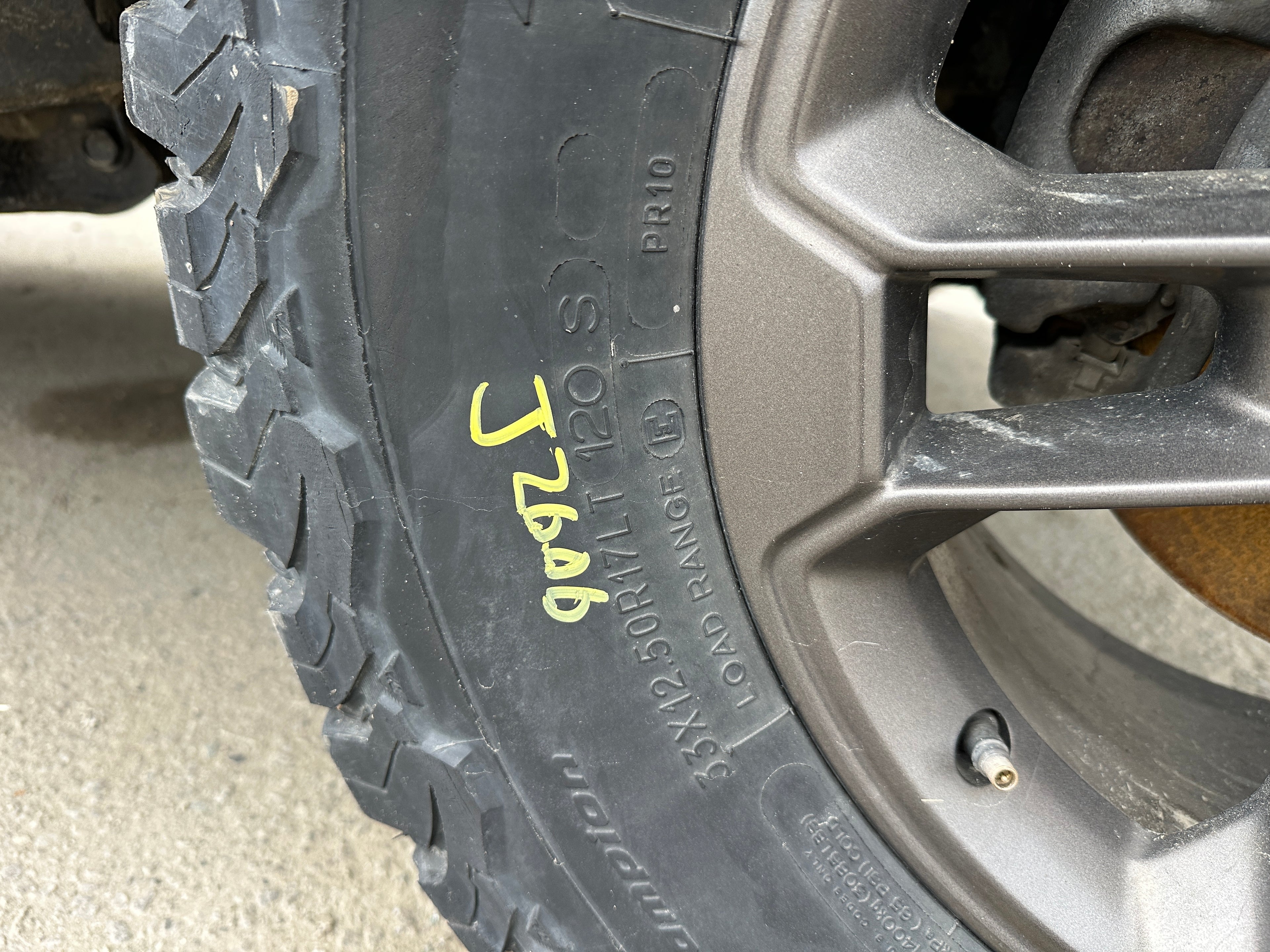 2016 Jeep Wrangler JK Unlimited Sahara 3.6 – J2606