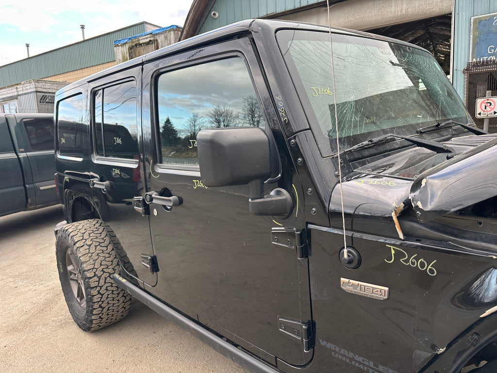 2016 Jeep Wrangler JK Unlimited Sahara 3.6 – J2606