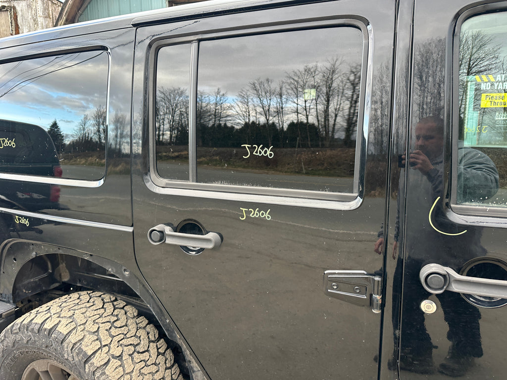 2016 Jeep Wrangler JK Unlimited Sahara 3.6 – J2606