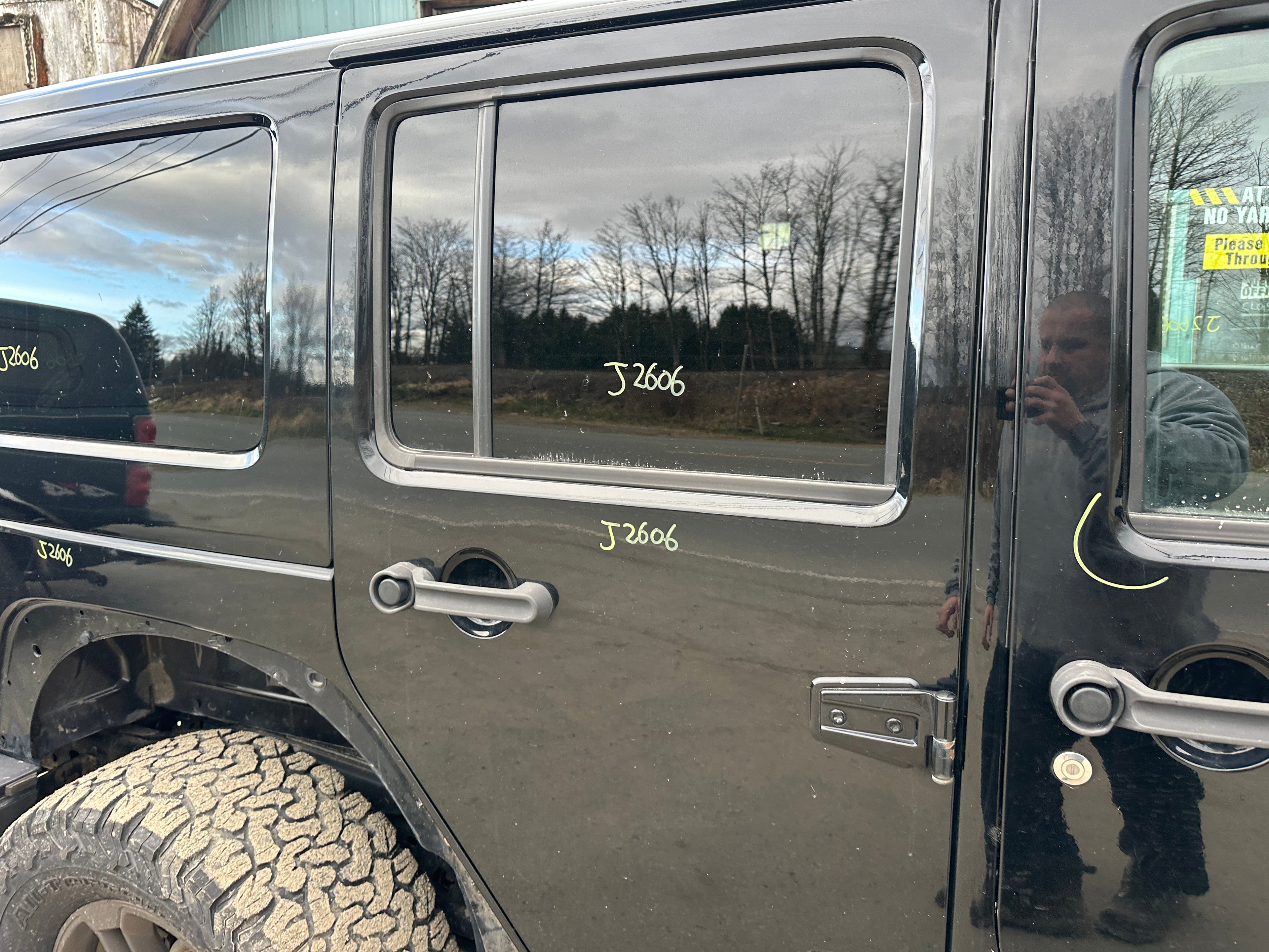 2016 Jeep Wrangler JK Unlimited Sahara 3.6 – J2606