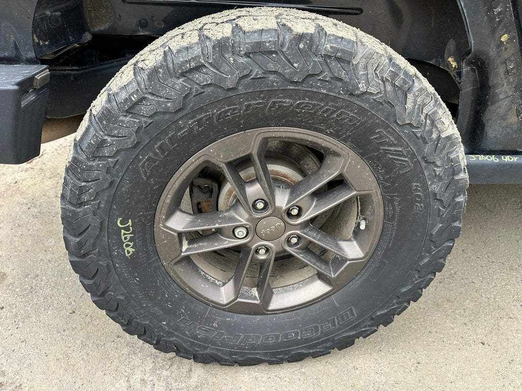 2016 Jeep Wrangler JK Unlimited Sahara 3.6 – J2606