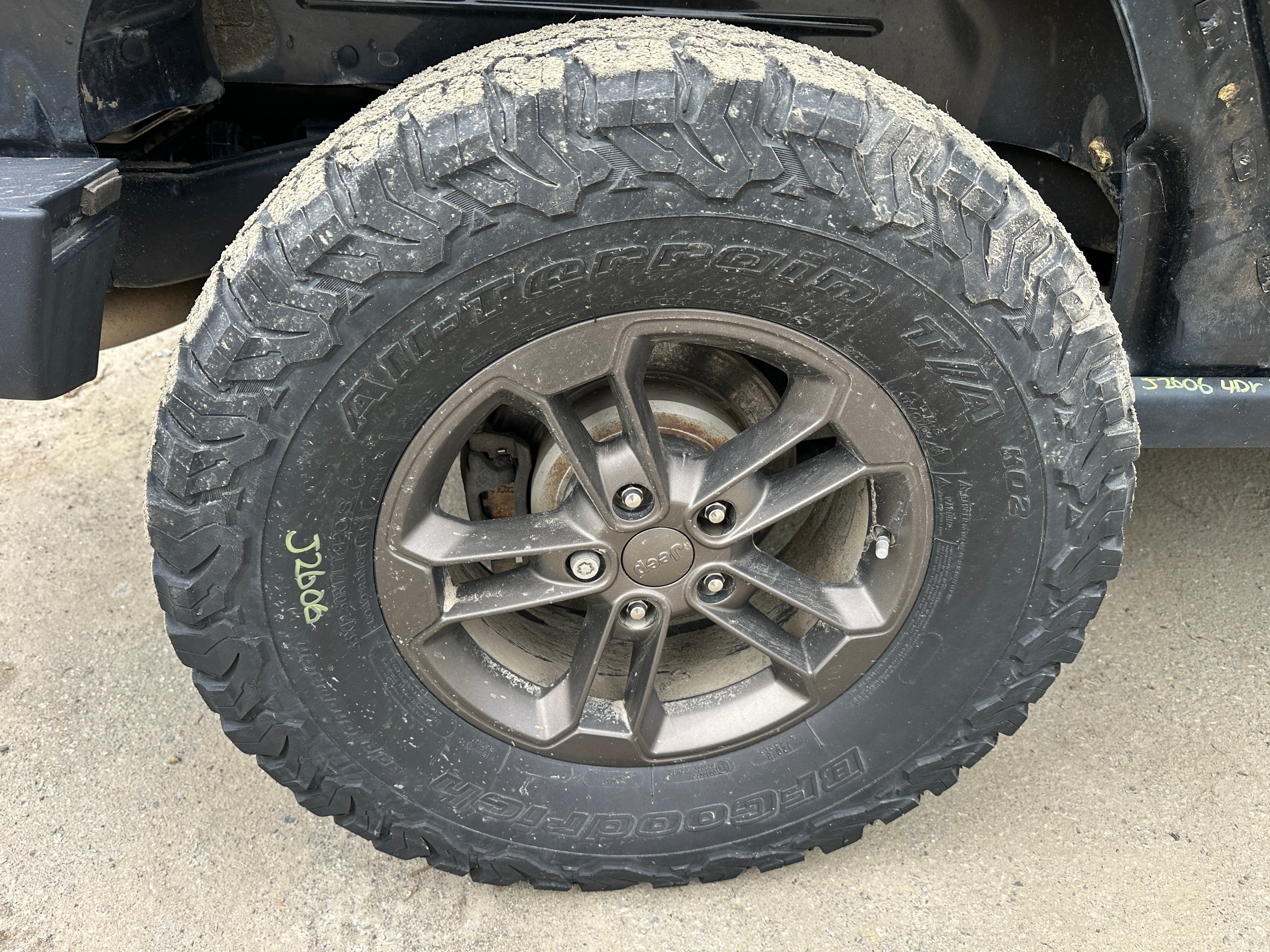 2016 Jeep Wrangler JK Unlimited Sahara 3.6 – J2606