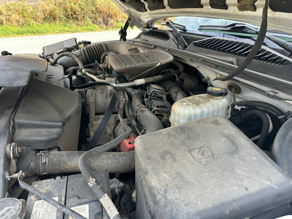 2004 GMC Sierra K2500HD 6.6 LLY Duramax – G2527