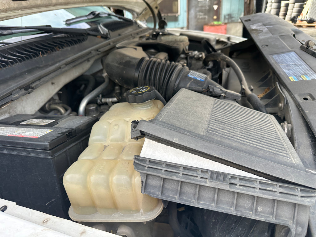 2004 GMC Sierra K2500HD 6.6 LLY Duramax – G2527