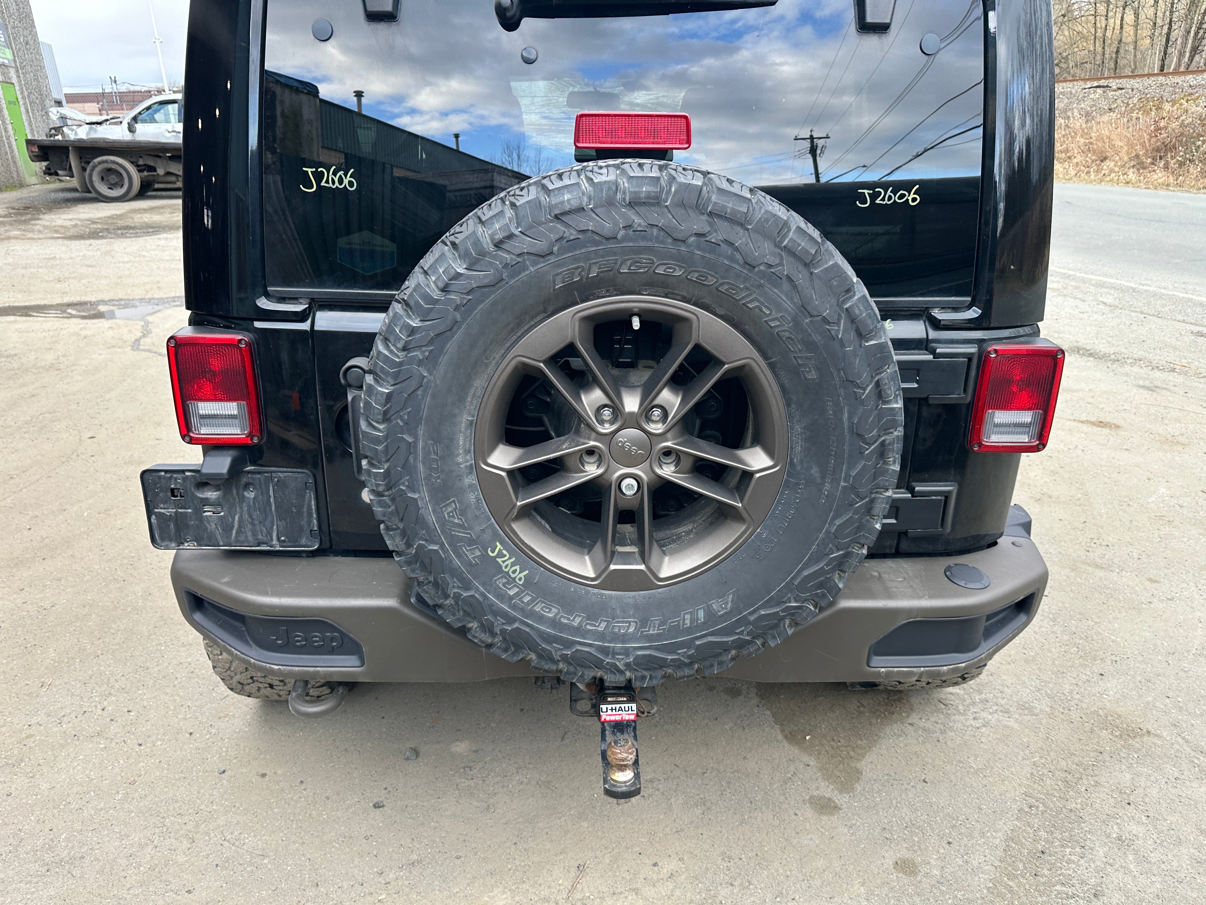2016 Jeep Wrangler JK Unlimited Sahara 3.6 – J2606