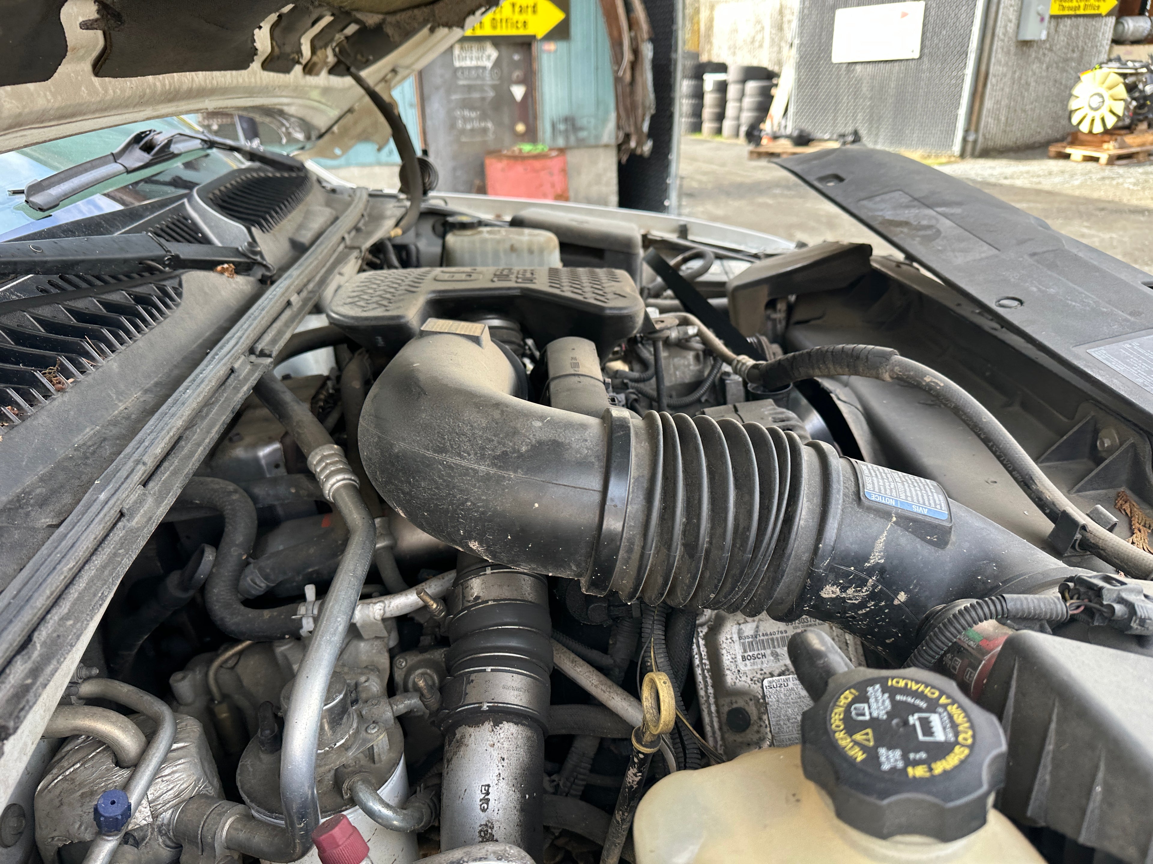 2004 GMC Sierra K2500HD 6.6 LLY Duramax – G2527