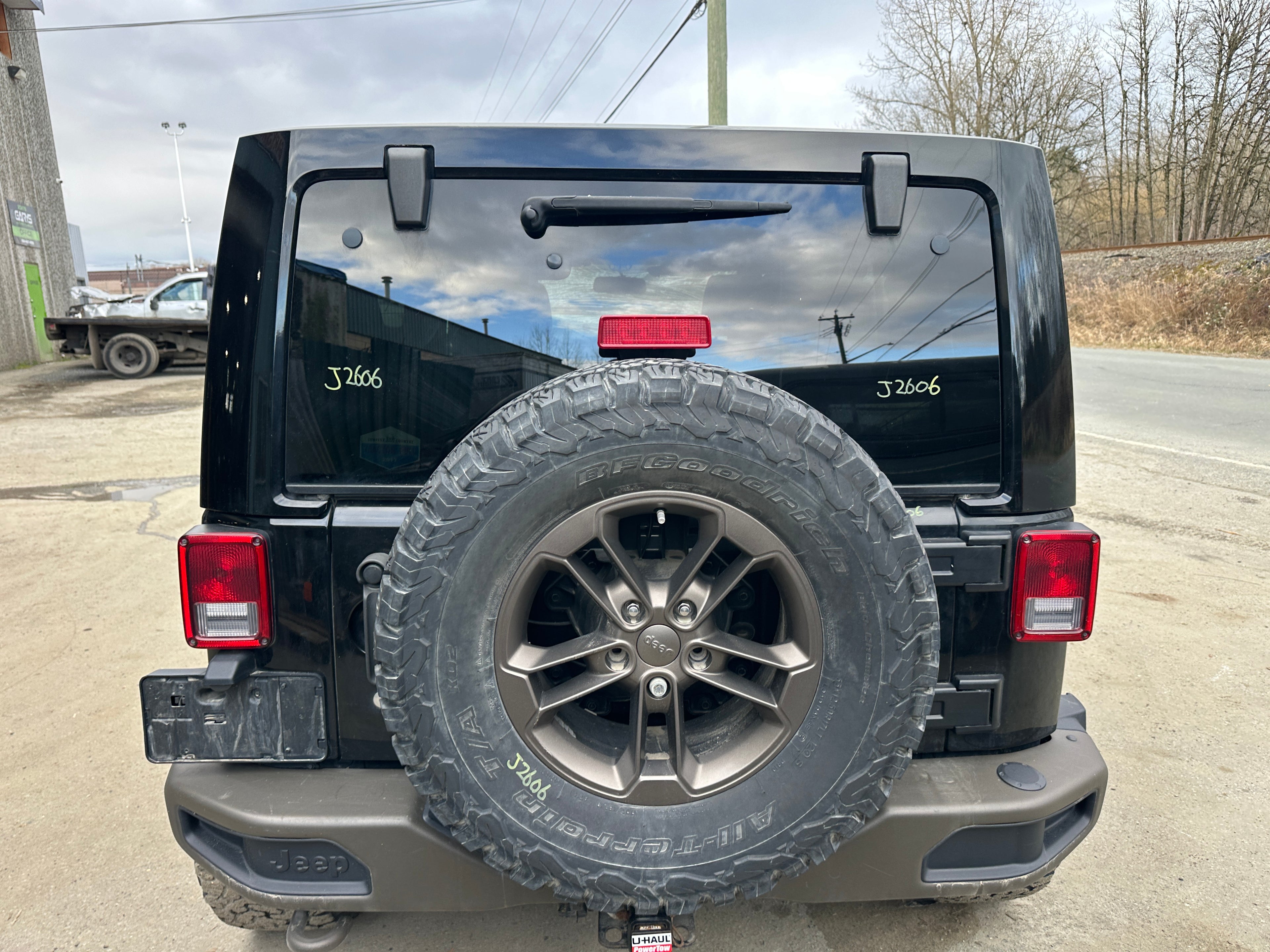 2016 Jeep Wrangler JK Unlimited Sahara 3.6 – J2606
