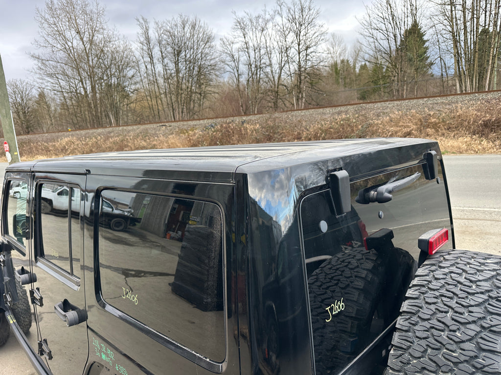 2016 Jeep Wrangler JK Unlimited Sahara 3.6 – J2606