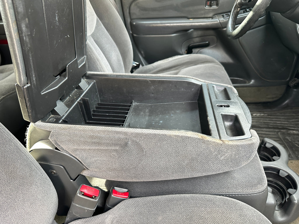 2004 GMC Sierra K2500HD 6.6 LLY Duramax – G2527