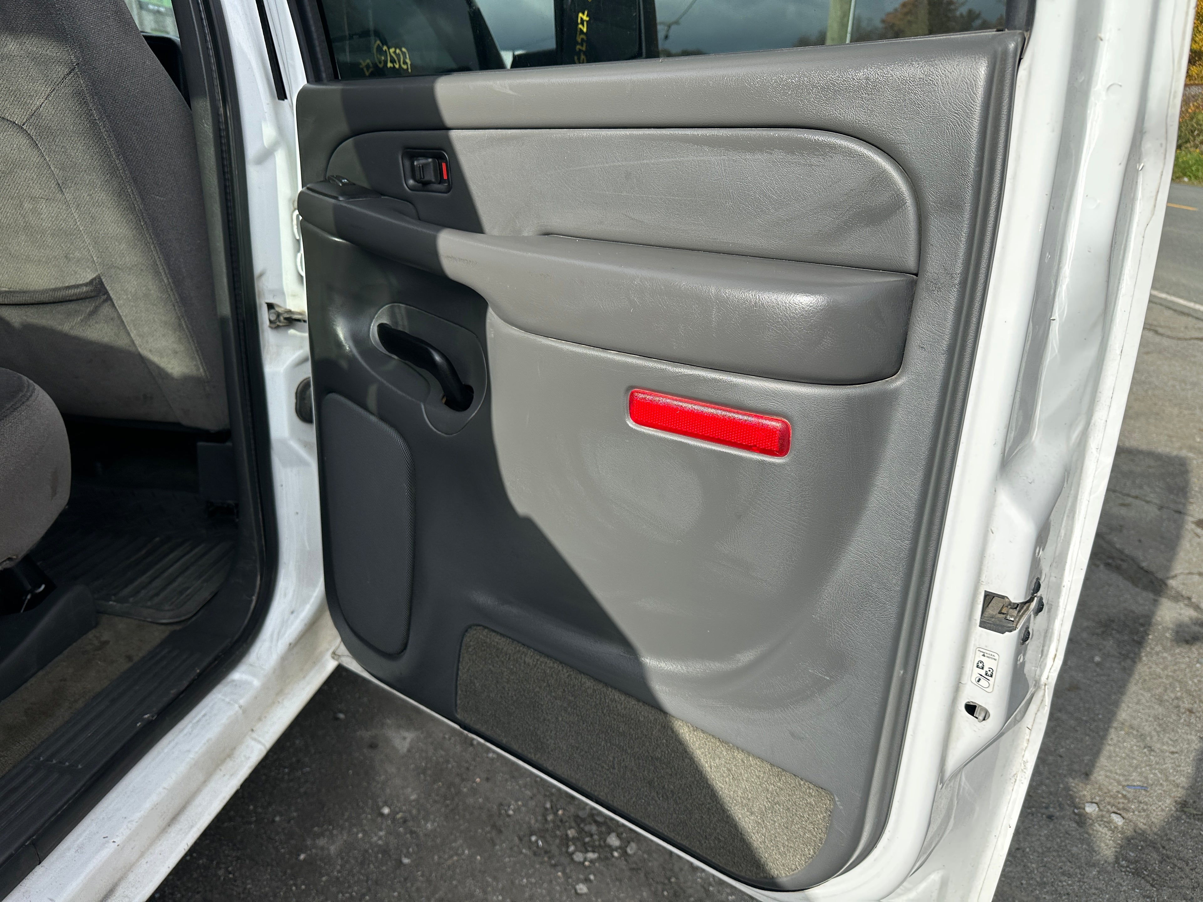 2004 GMC Sierra K2500HD 6.6 LLY Duramax – G2527