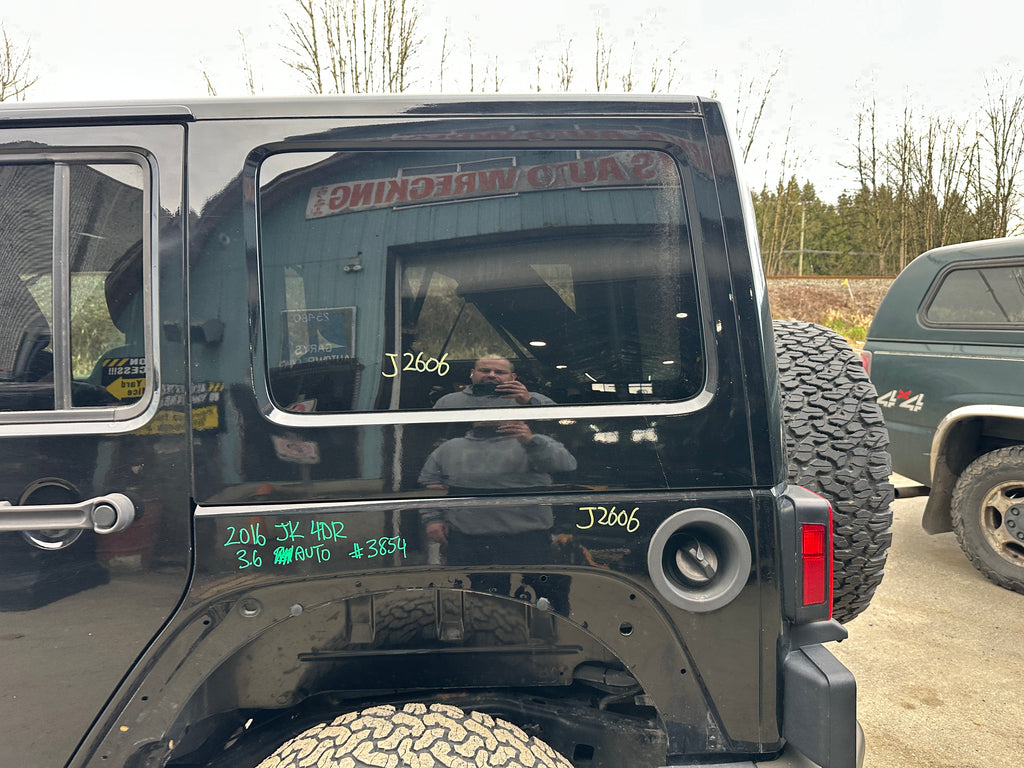 2016 Jeep Wrangler JK Unlimited Sahara 3.6 – J2606