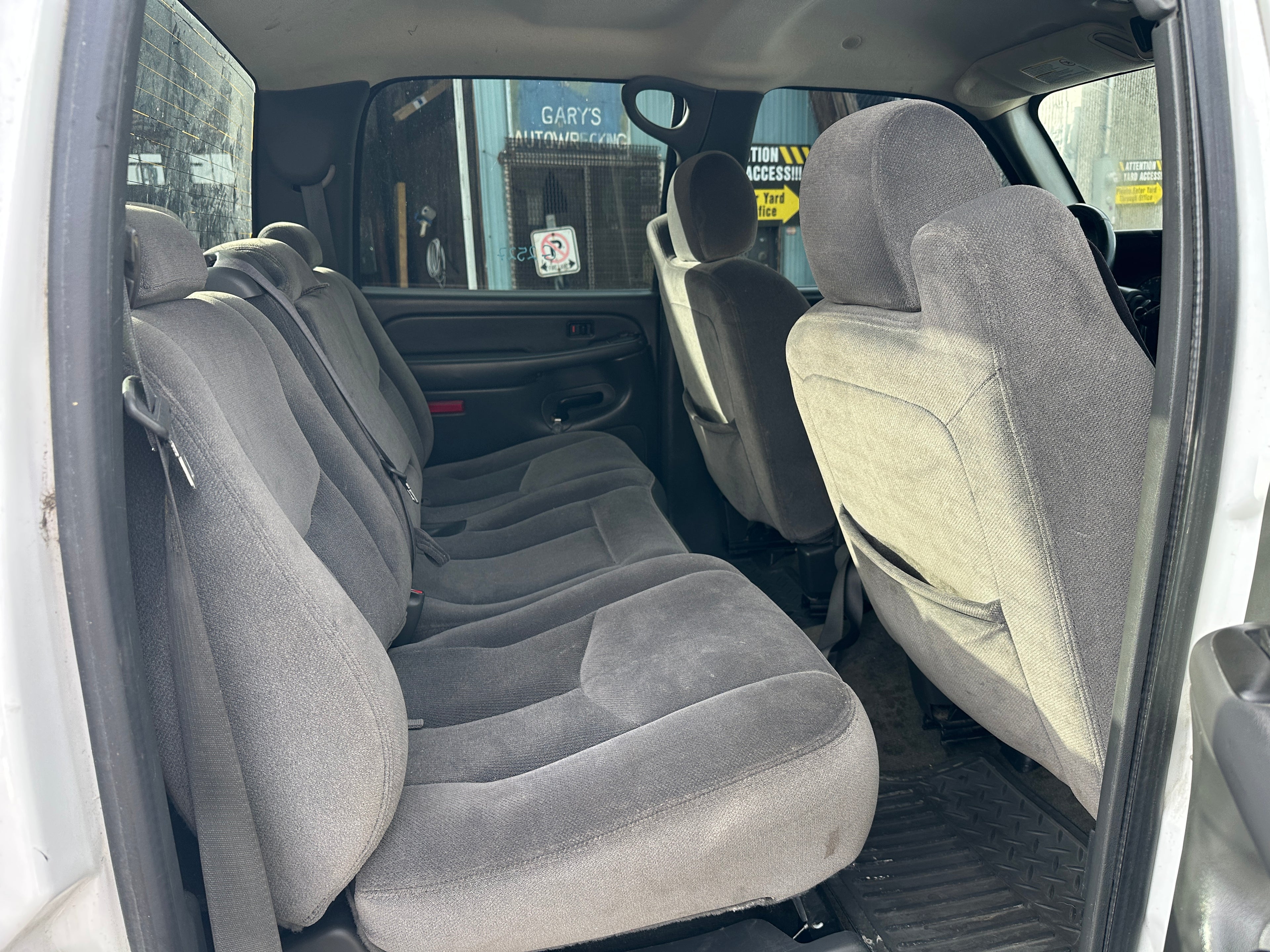 2004 GMC Sierra K2500HD 6.6 LLY Duramax – G2527