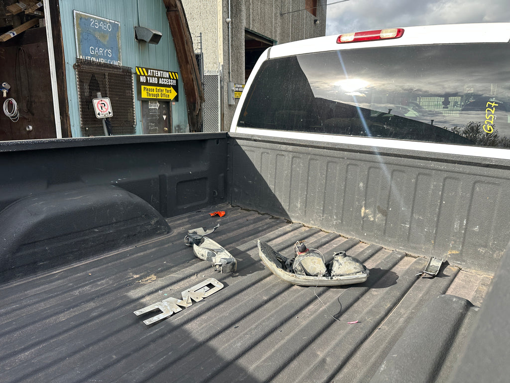 2004 GMC Sierra K2500HD 6.6 LLY Duramax – G2527