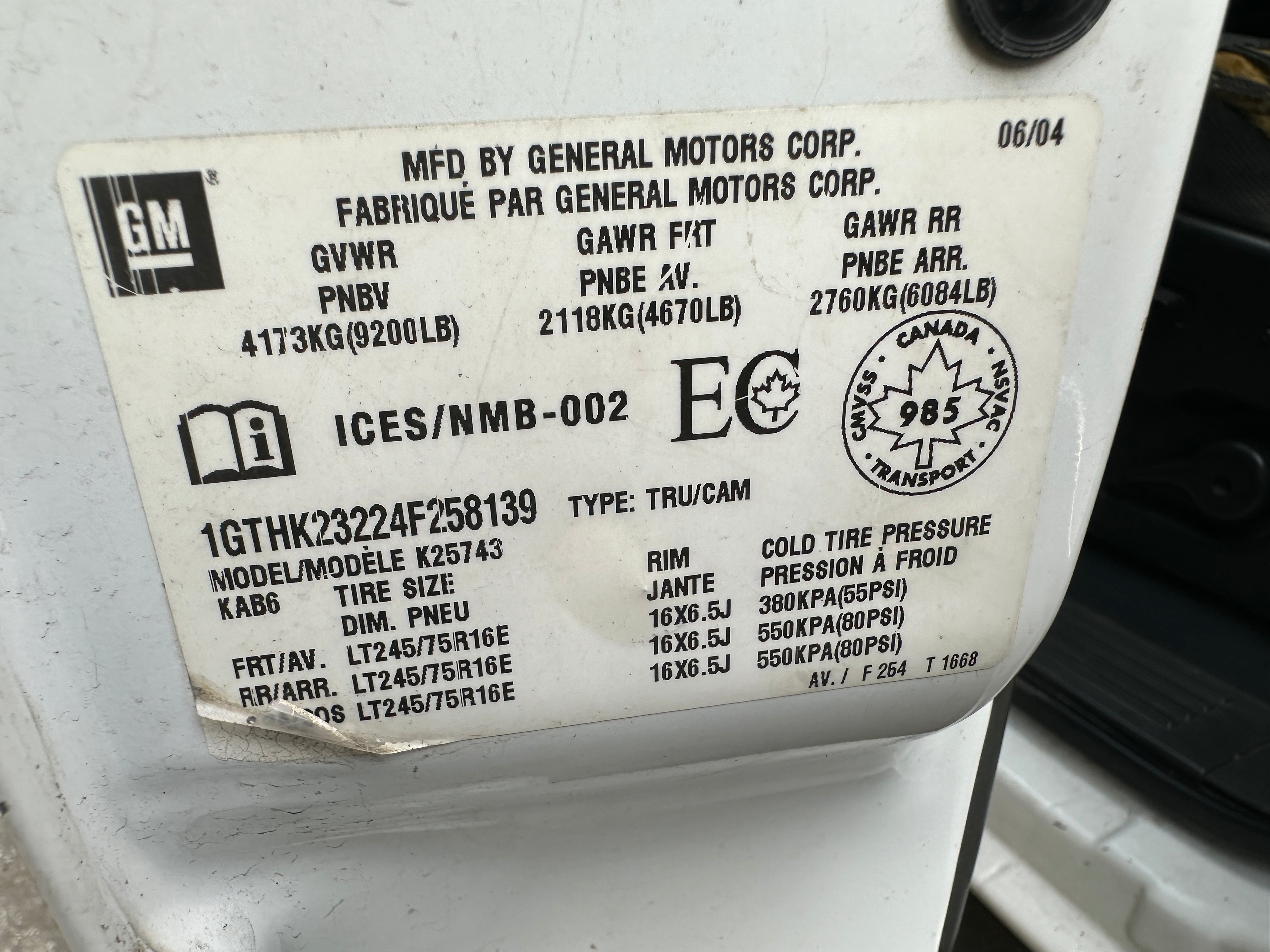 2004 GMC Sierra K2500HD 6.6 LLY Duramax – G2527