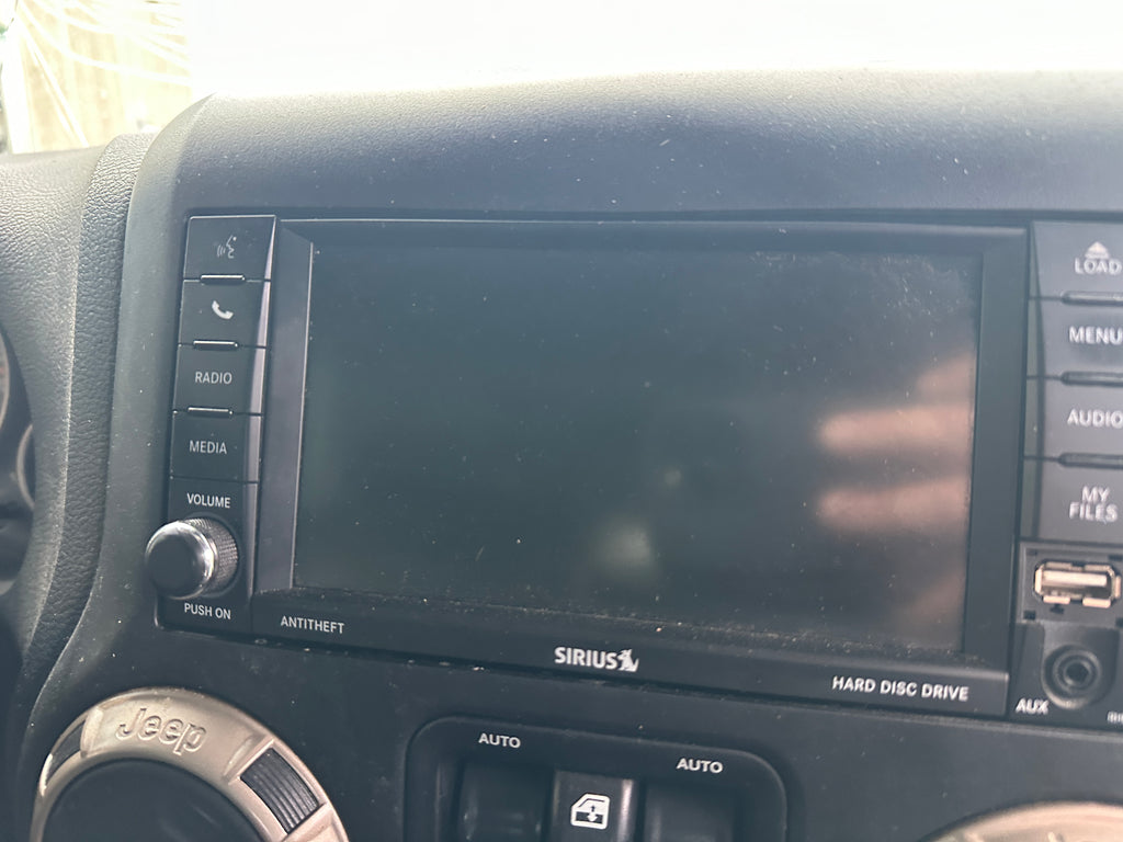 2016 Jeep Wrangler JK Unlimited Sahara 3.6 – J2606