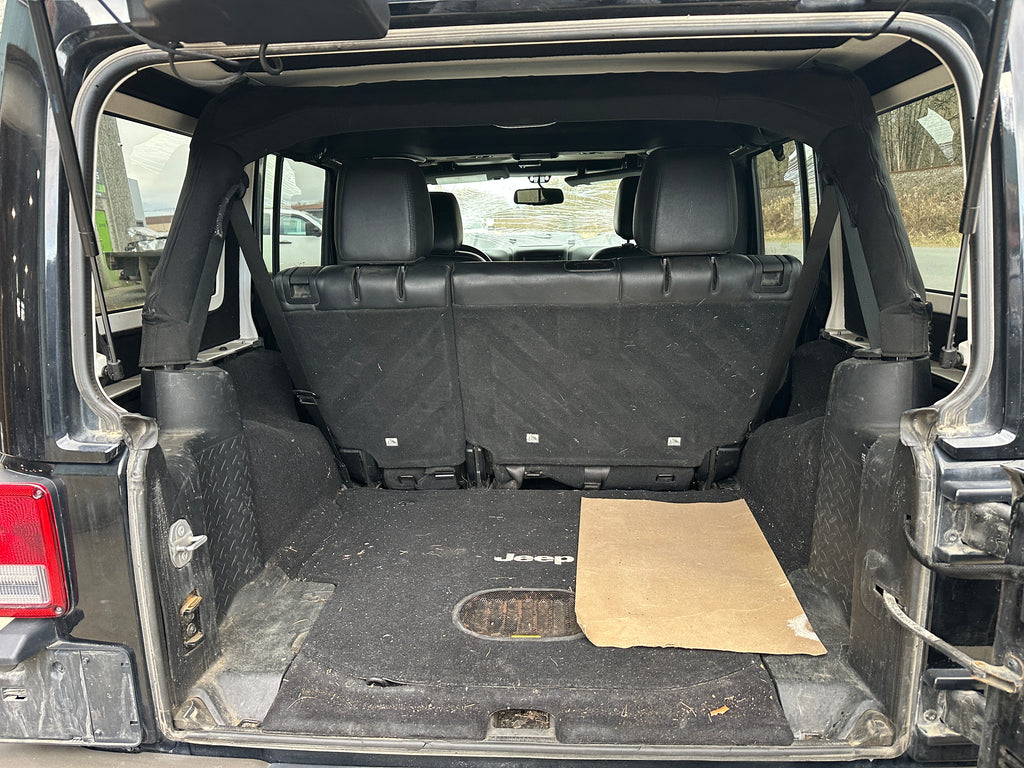 2016 Jeep Wrangler JK Unlimited Sahara 3.6 – J2606