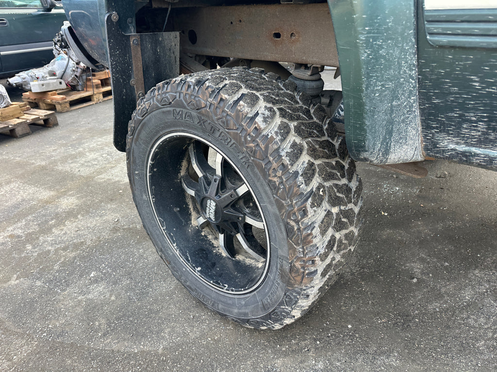 2001 Chevrolet Silverado K2500HD 6.6 LB7 Duramax – C2537