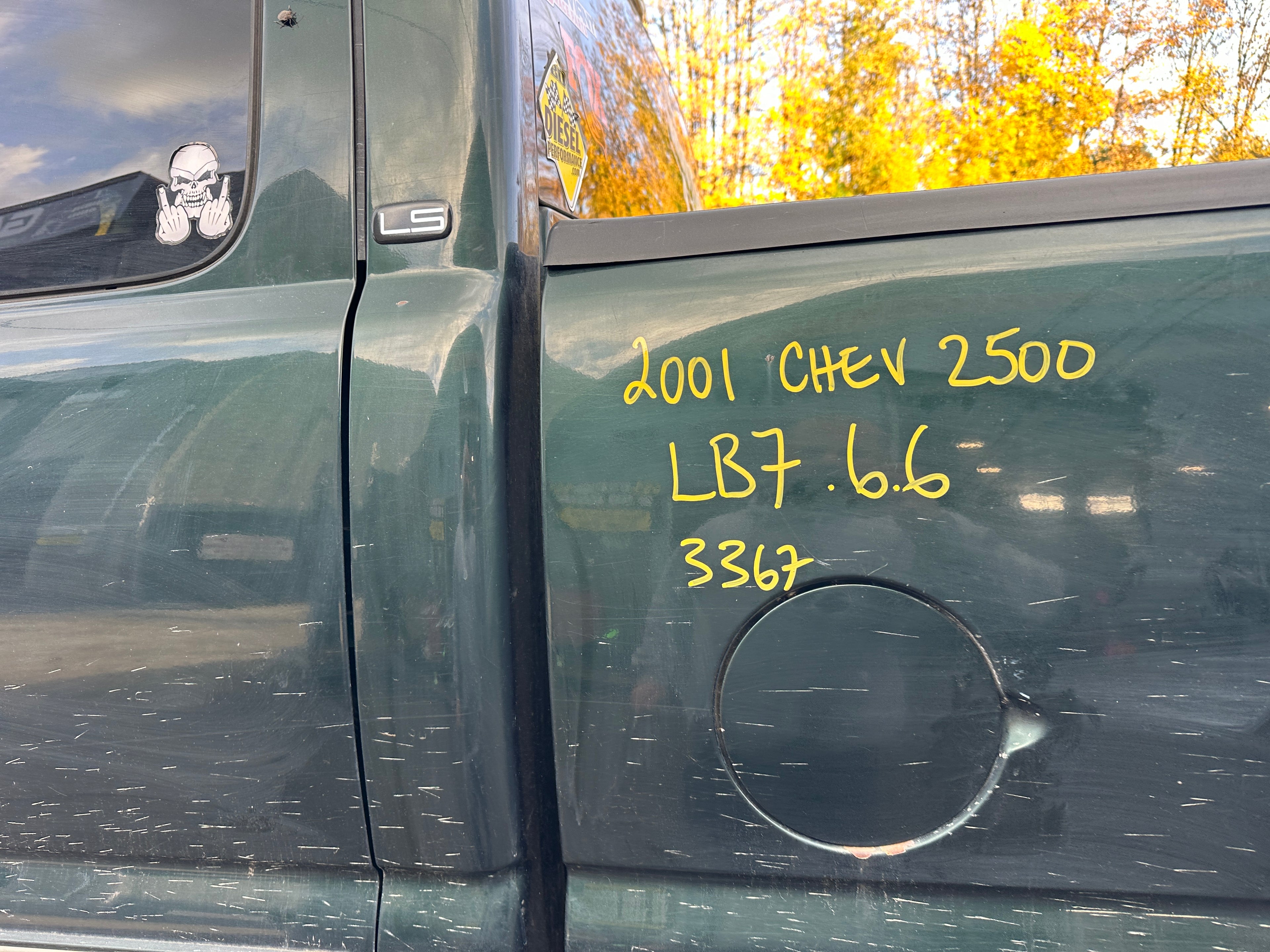 2001 Chevrolet Silverado K2500HD 6.6 LB7 Duramax – C2537