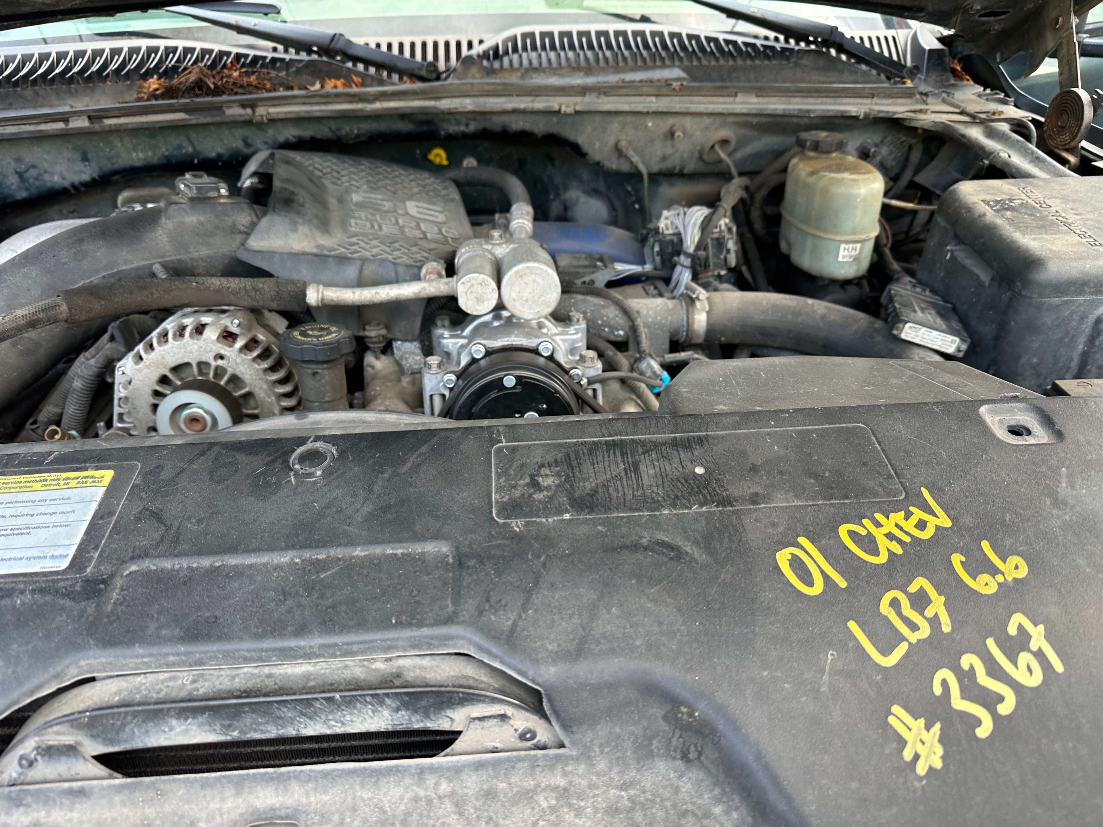 2001 Chevrolet Silverado K2500HD 6.6 LB7 Duramax – C2537