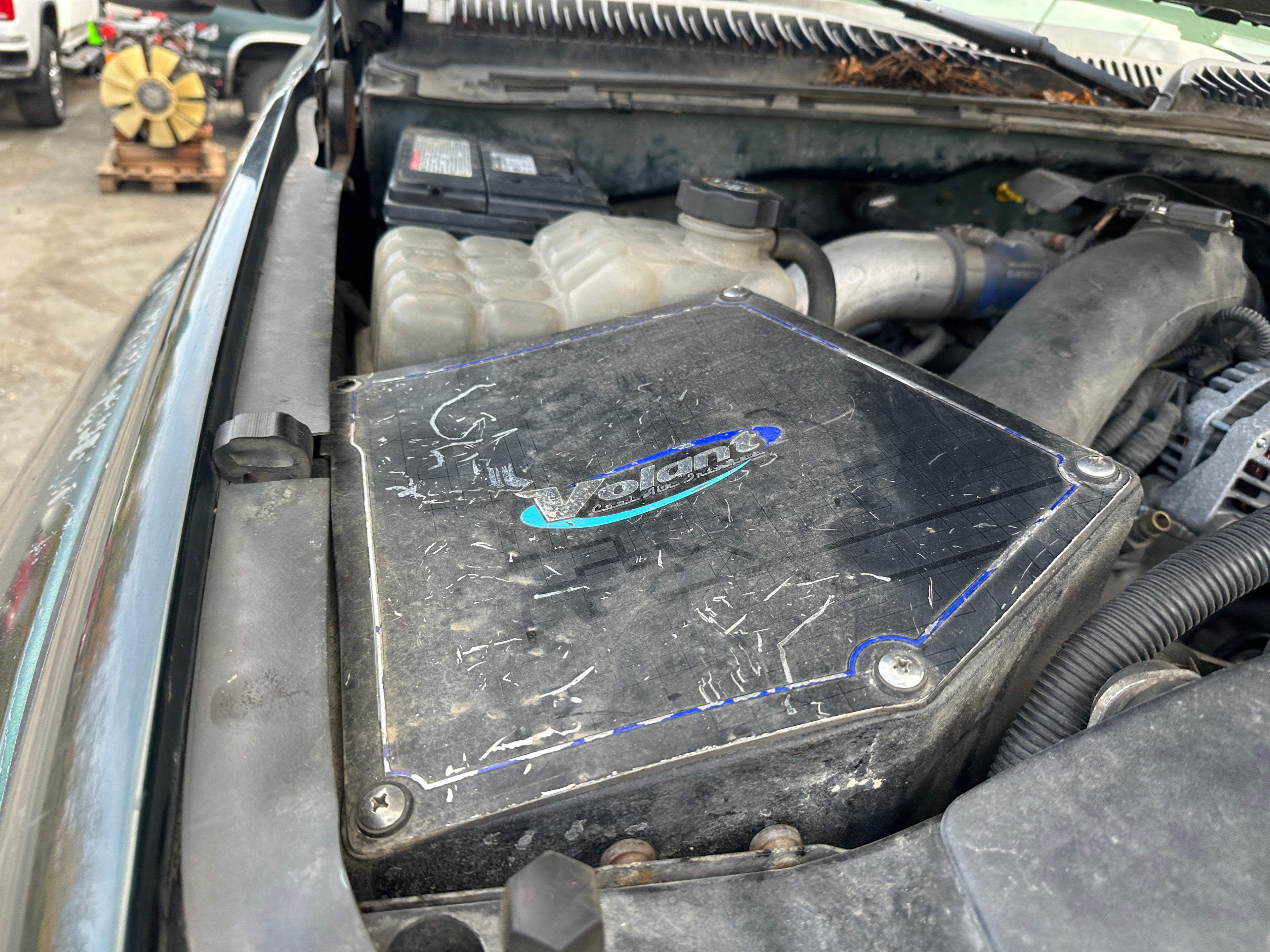 2001 Chevrolet Silverado K2500HD 6.6 LB7 Duramax – C2537