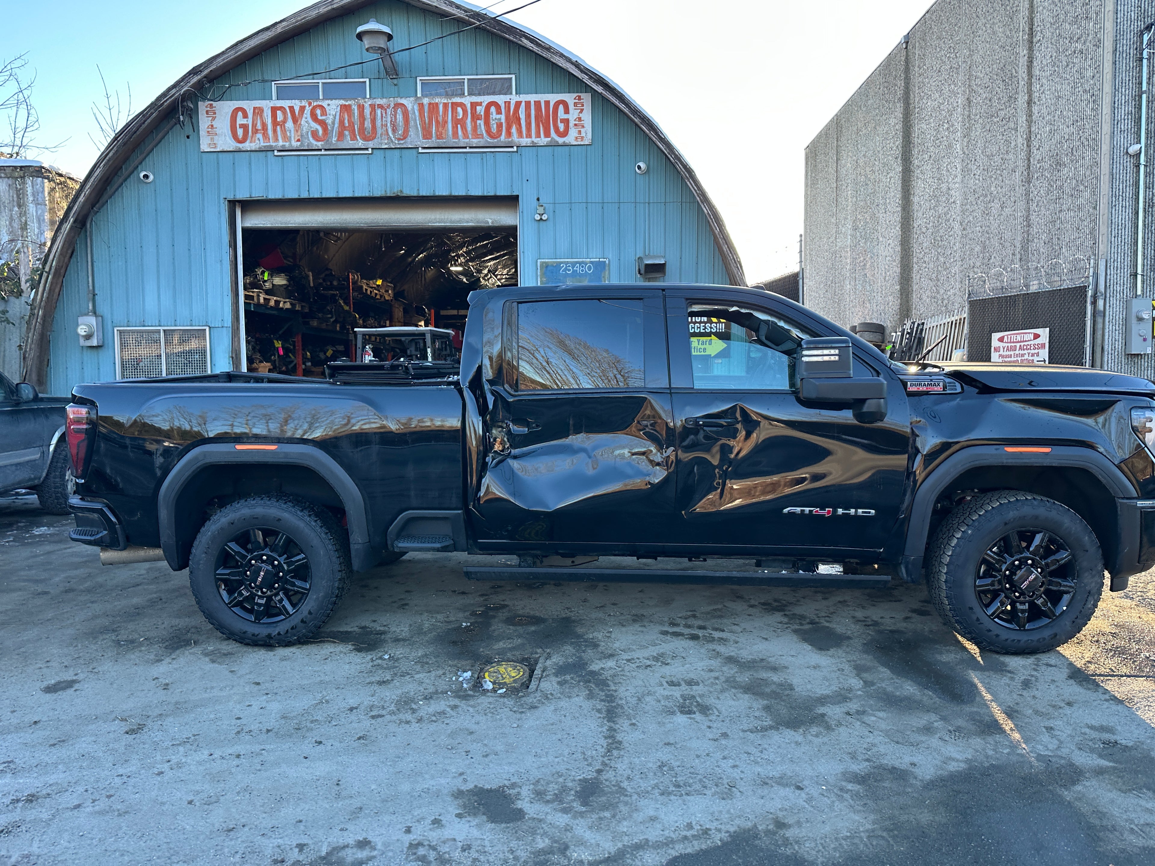 2024 GMC Sierra 3500 AT4 – G2508