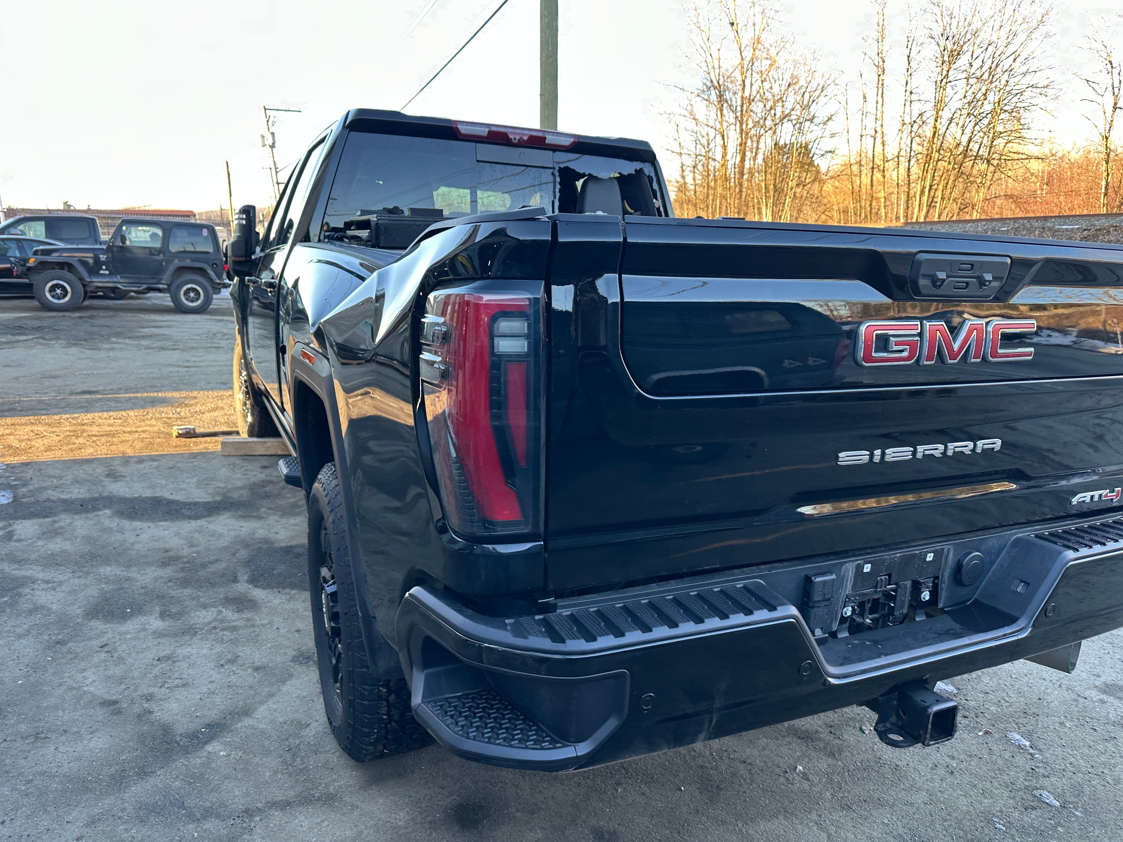 2024 GMC Sierra 3500 AT4 – G2508