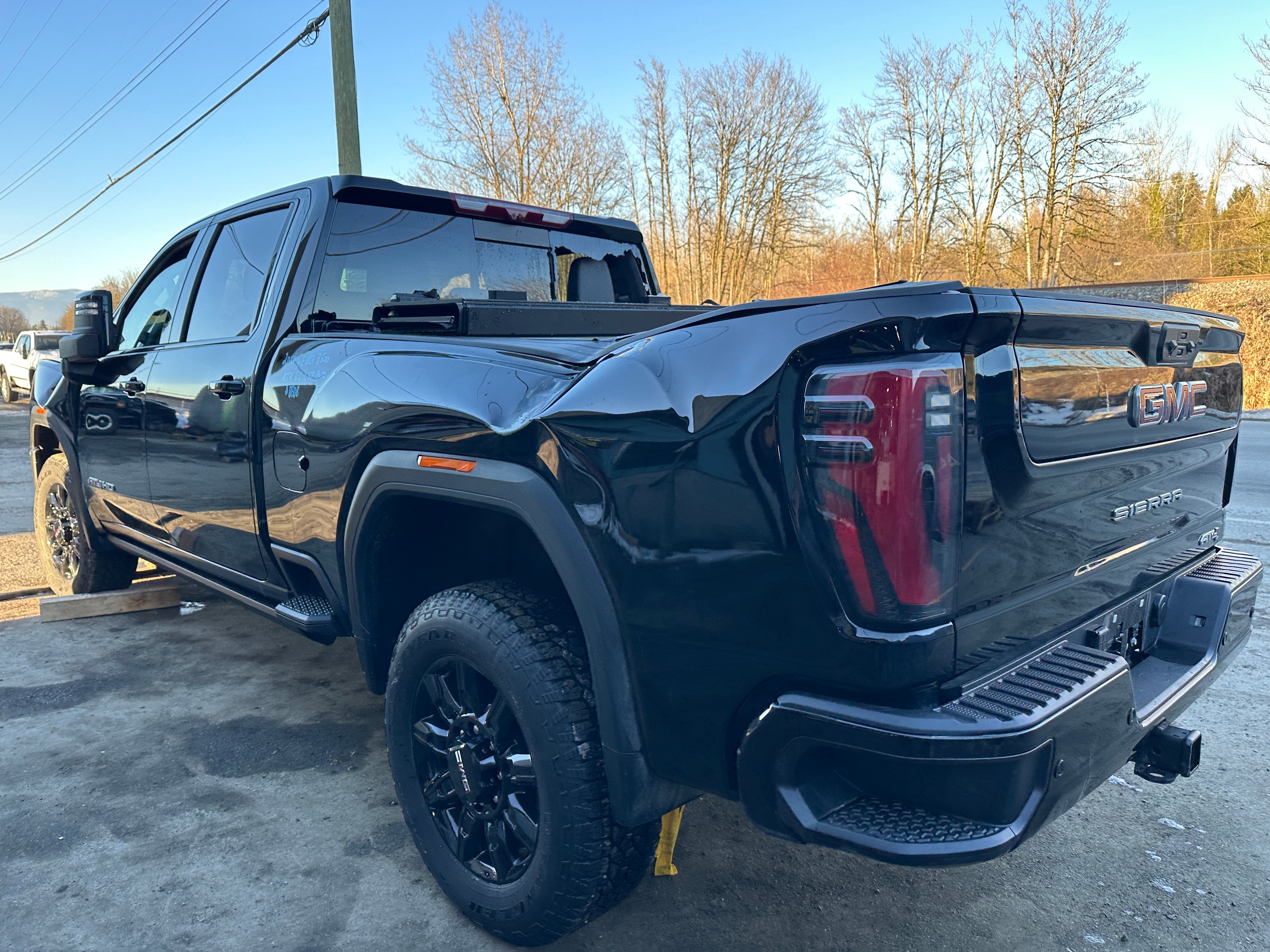 2024 GMC Sierra 3500 AT4 – G2508